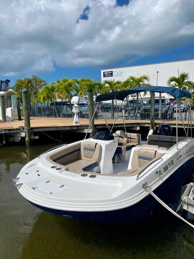 Rent a Hurricane Boats bow rider in Naples, FL near me