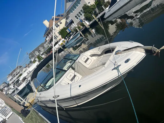 Rent a Sea Ray Boats cruiser in Brick Township, NJ near me
