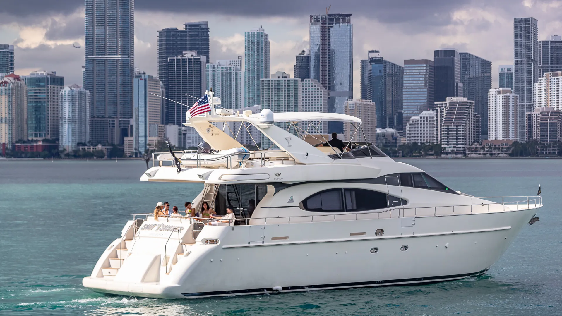 Azimut Flybridge in Miami Beach, FL — photo 5