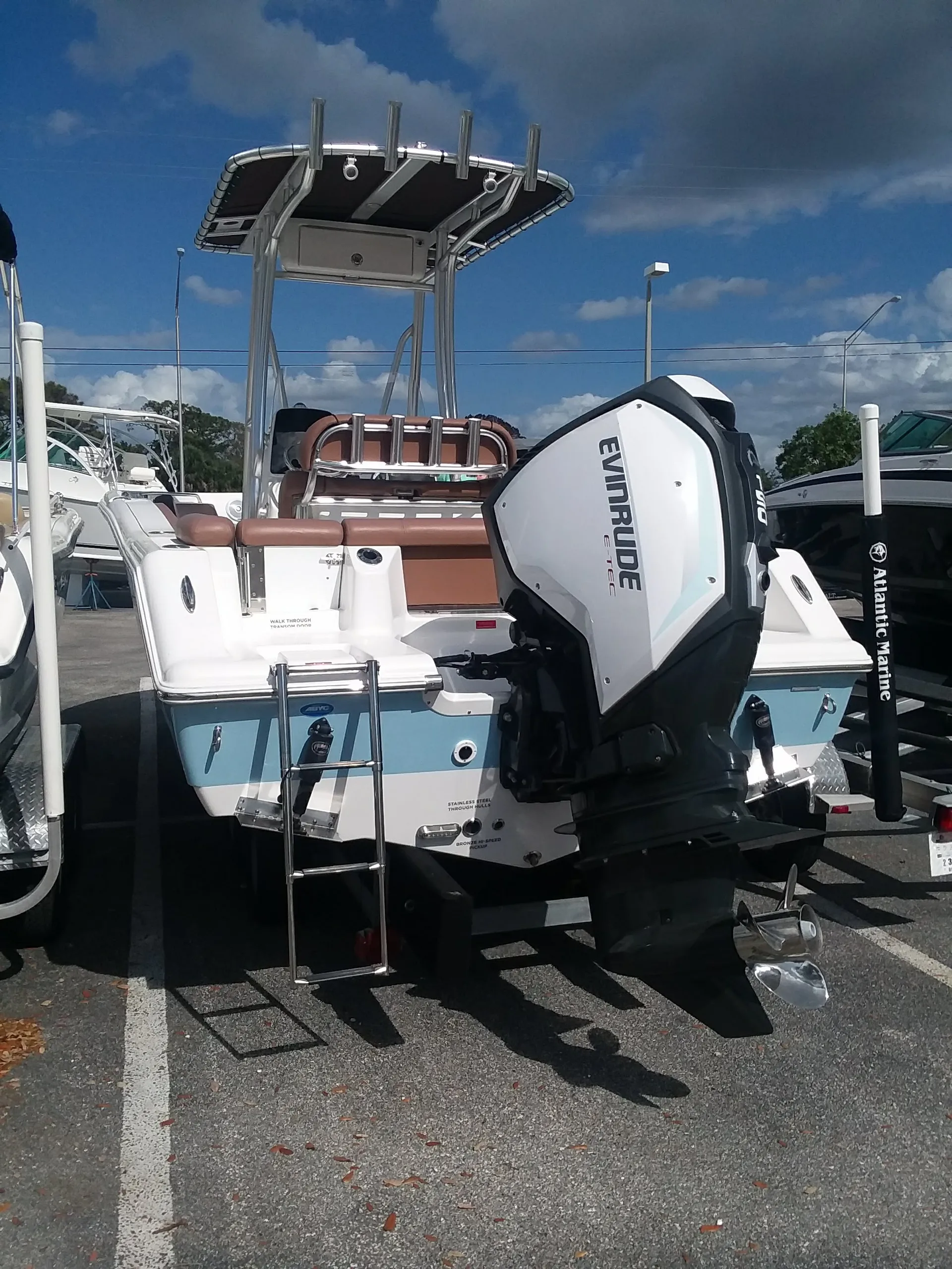 Boat for your vacation! - 3 Day Minimum