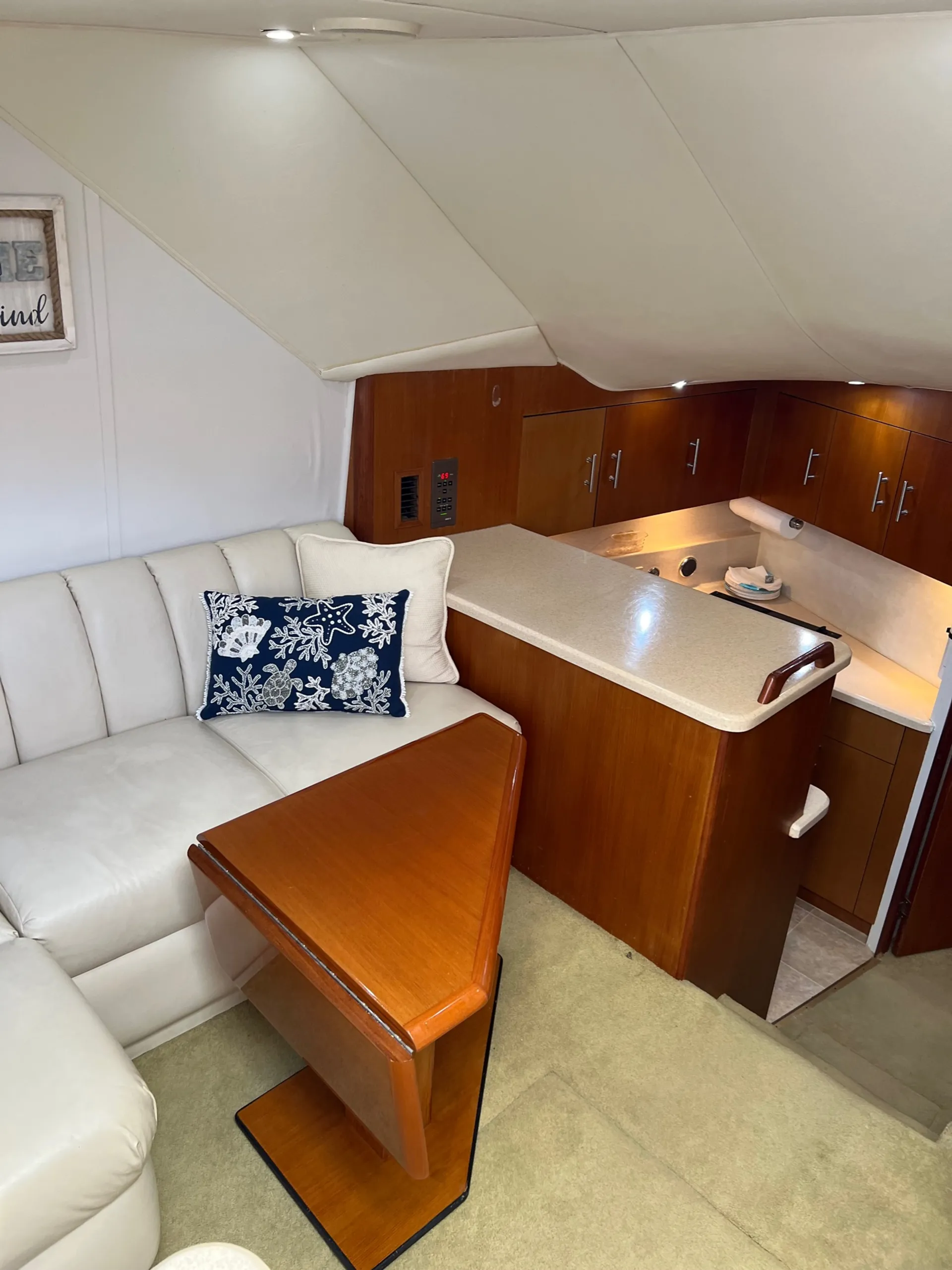 40 ft. Ocean Yachts “ANDIAMO” Your custom day on the water.