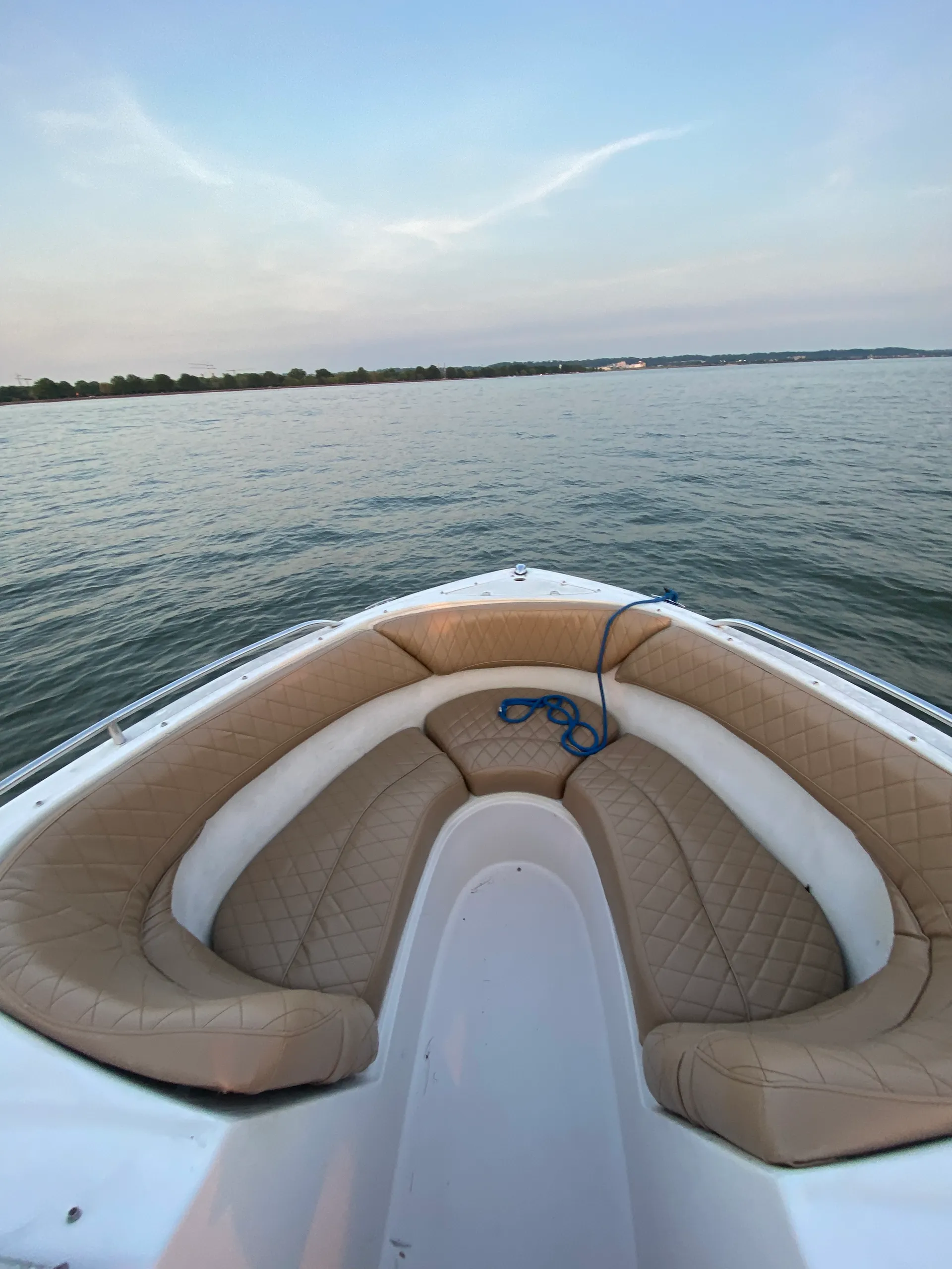 Four Winns Boats 240 Horizon  in Woodbridge, VA — photo 2