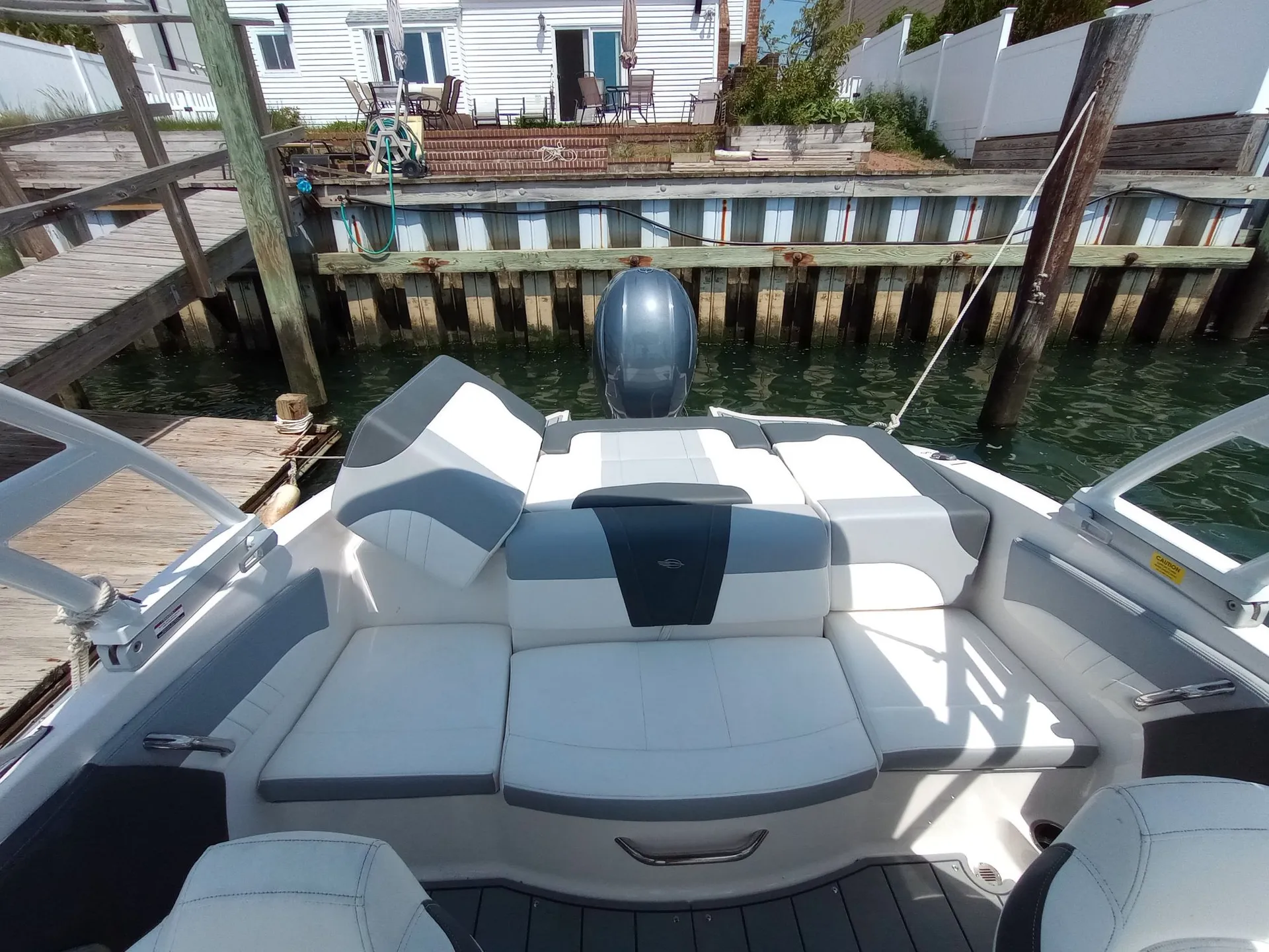CHAPARRAL BOATS 21 SSI in Oceanside, NY — photo 5