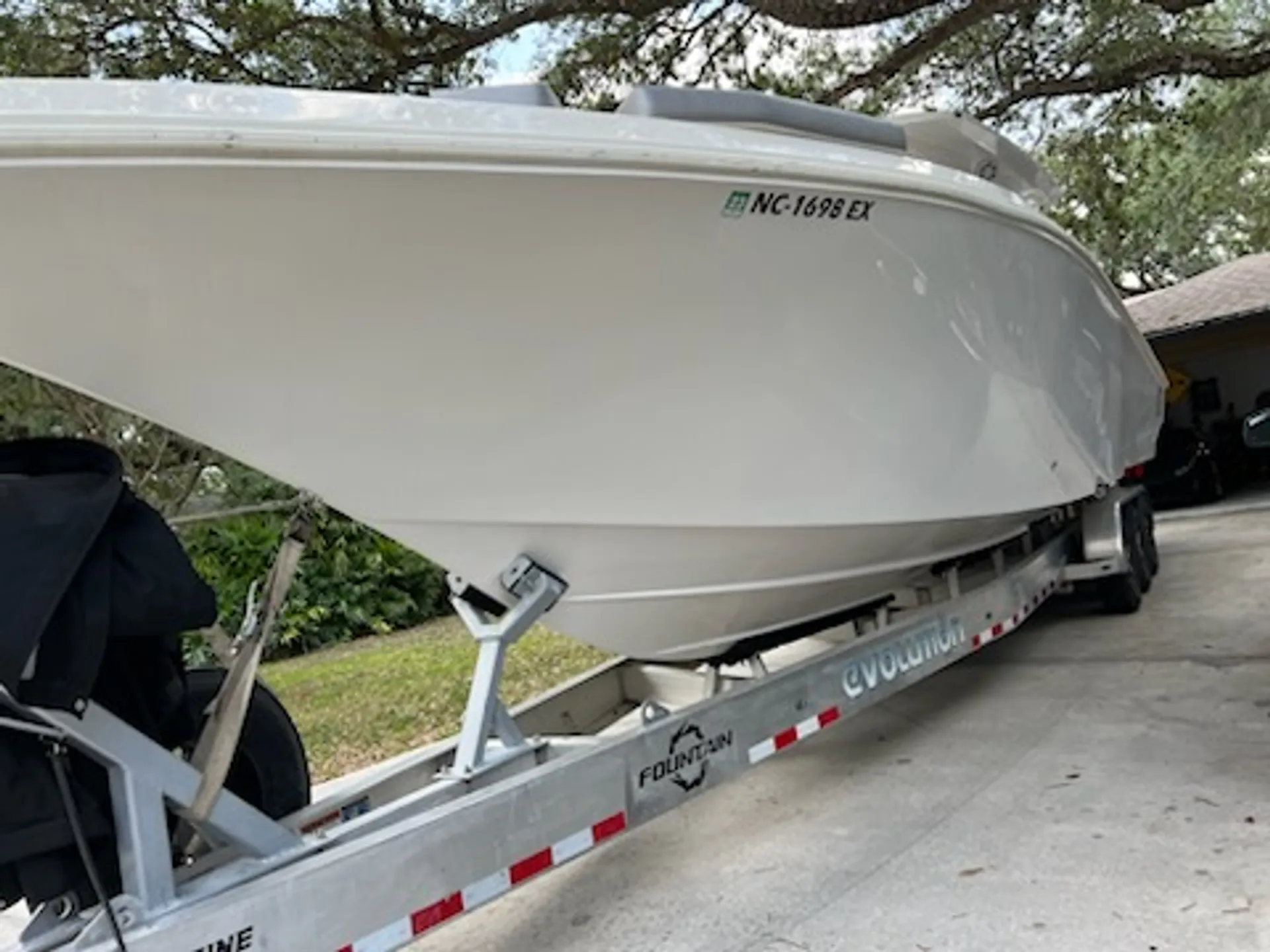 Fountain Powerboats 38cc in Sarasota, FL — photo 3