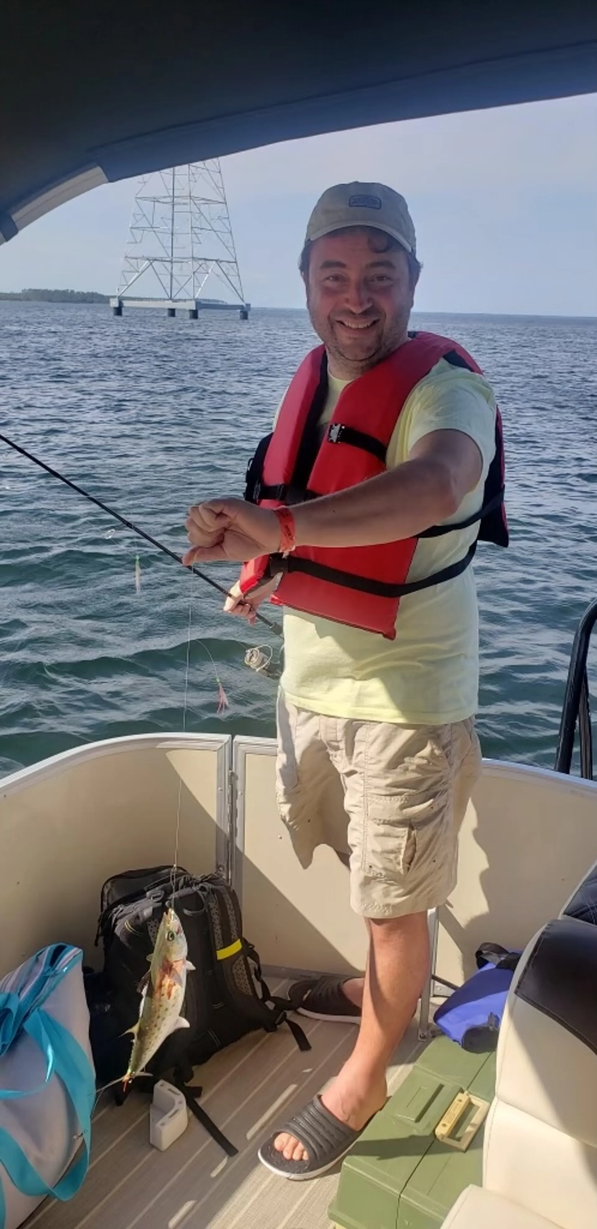 22' Leisure Craft - Built for fun! 11 ppl