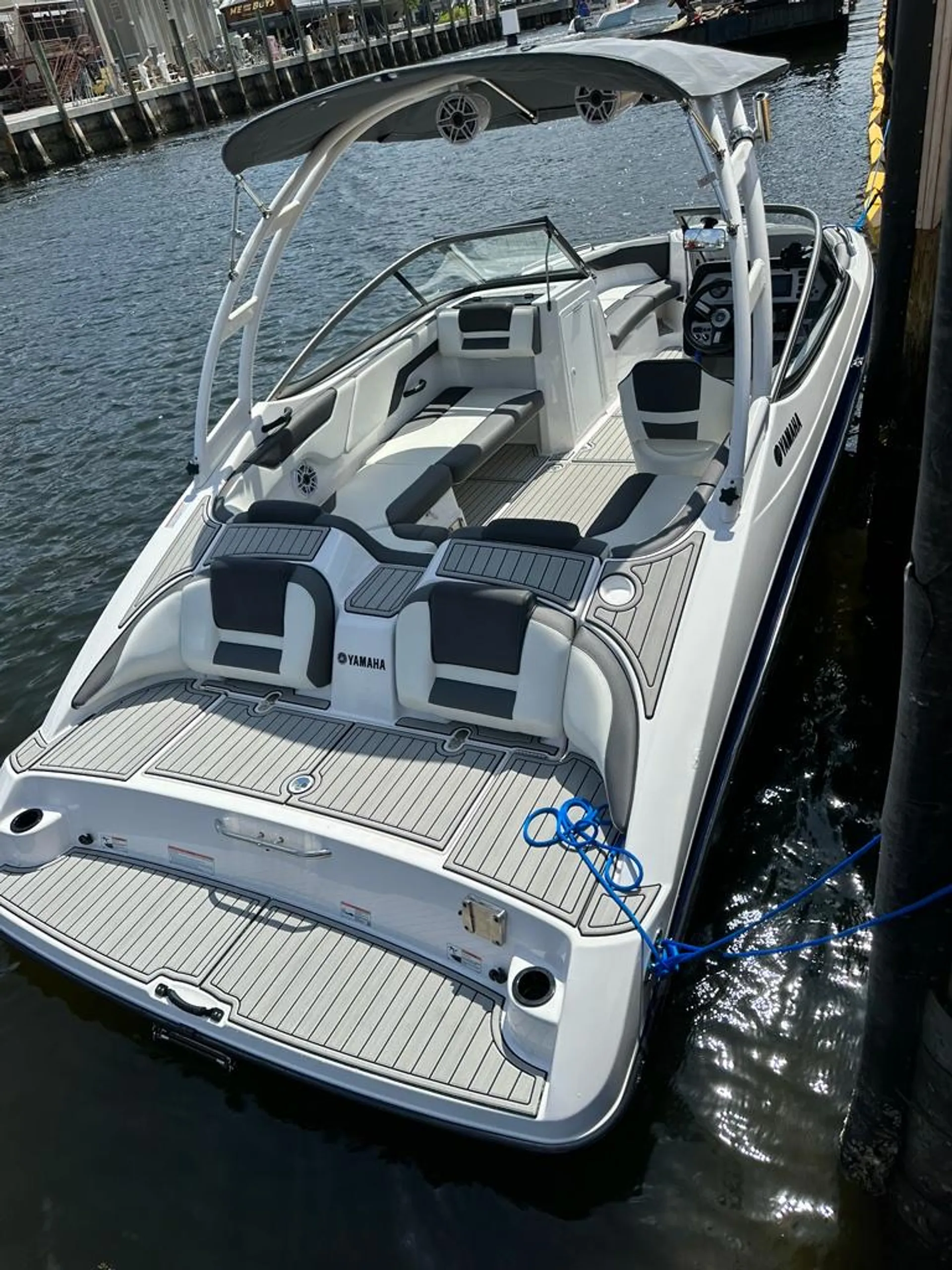 YAMAHA AR210 W/TRAILER in Pompano Beach, FL — photo 8