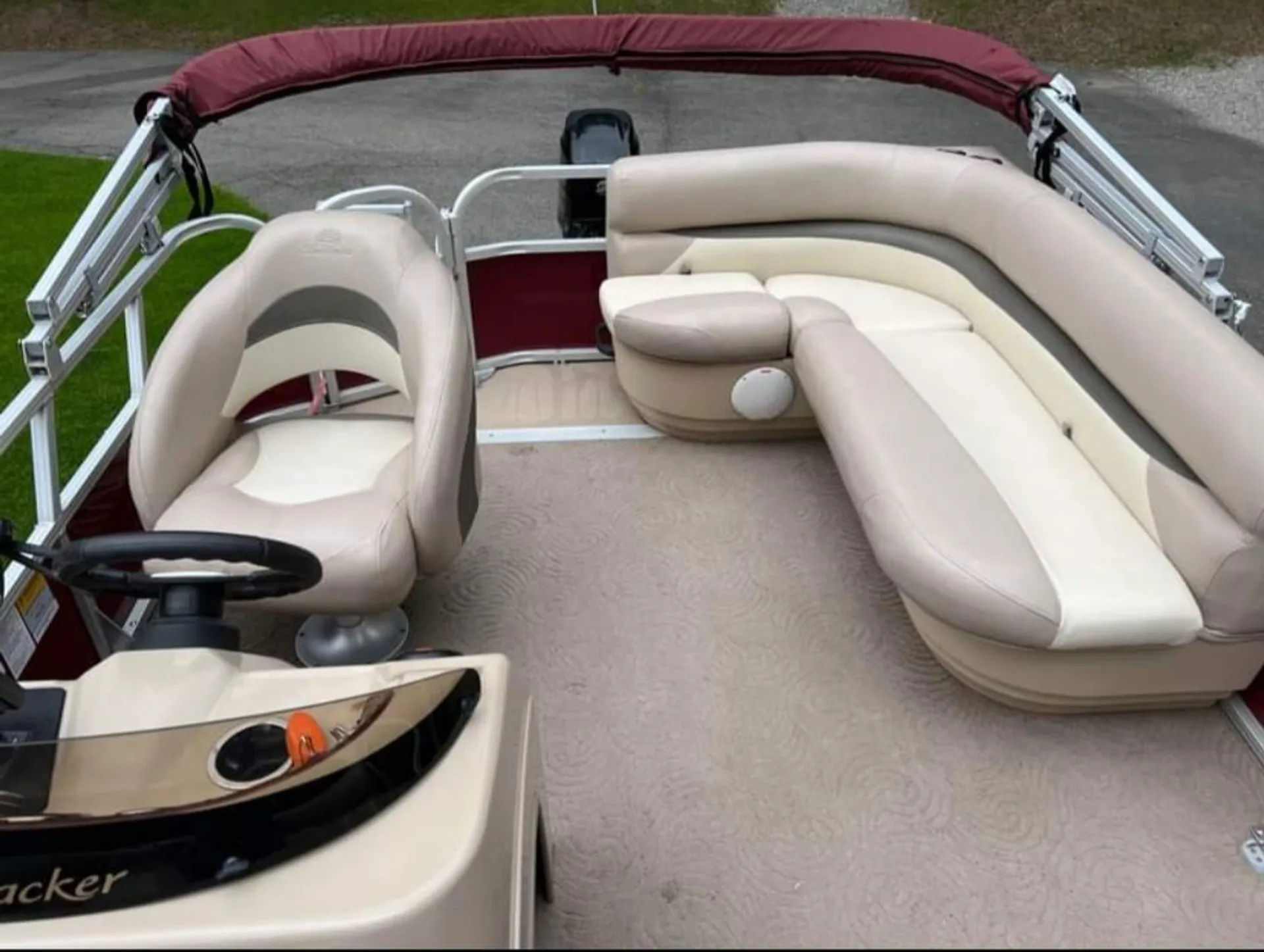 SUN TRACKER BY TRACKER MARINE PARTY BARGE 18 DLX W/40ELPT 4-S in Spokane, WA — photo 5