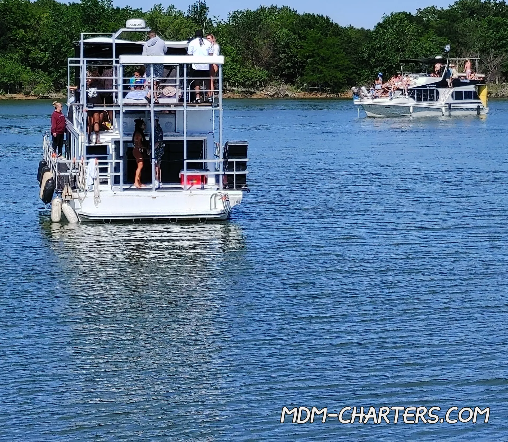 STRANGER DANGER LUXURY PARTY BOAT LAKE LEWISVILLE