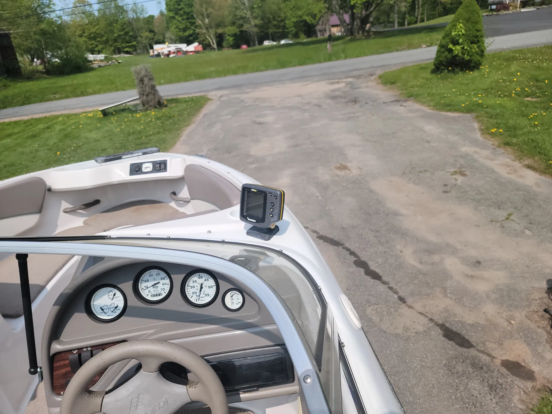 FOUR WINNS BOATS 170 HORIZON W/TRAILER in Liberty, NY — photo 3