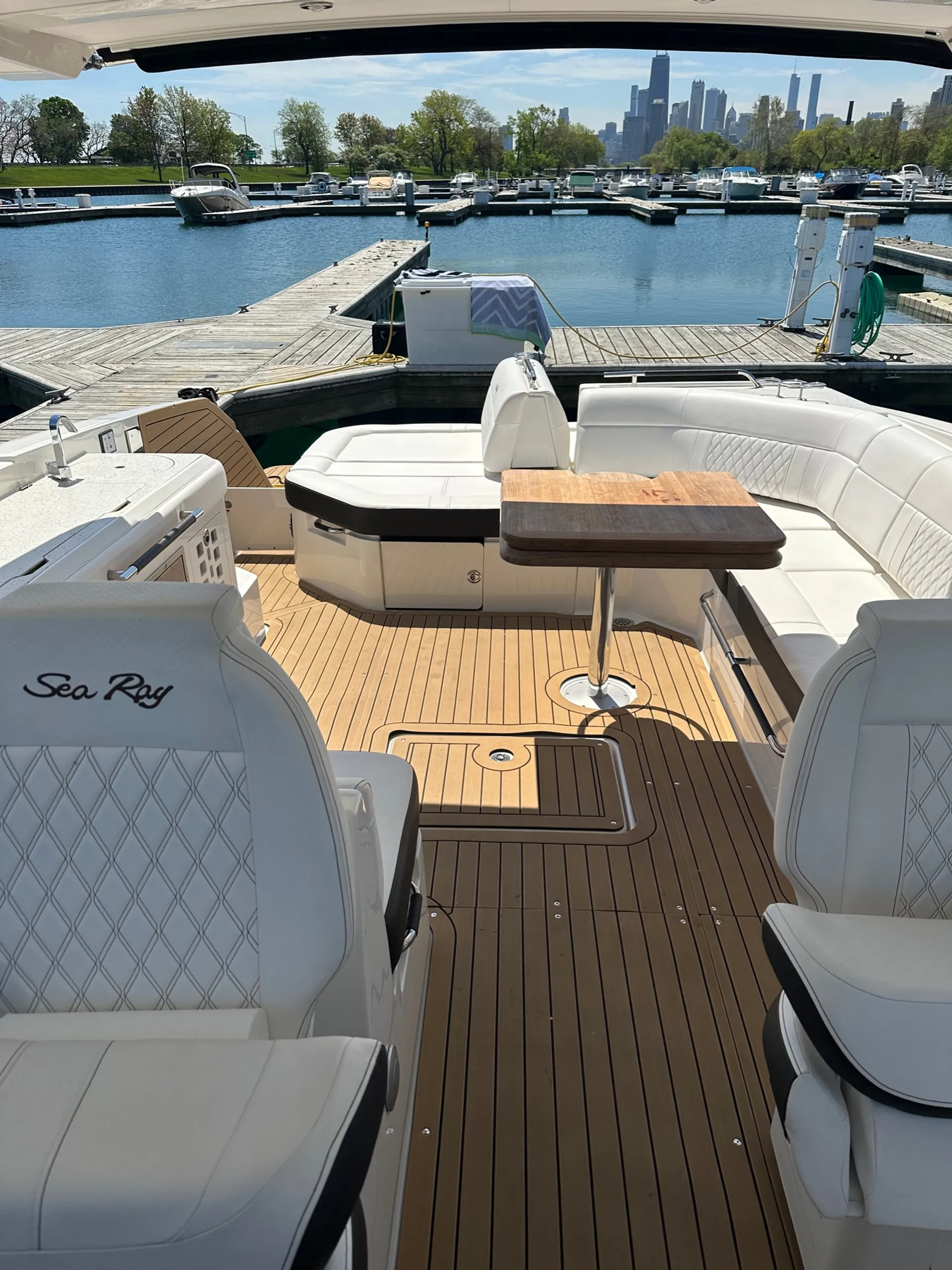 2020 Sea Ray 40' Lock Leader