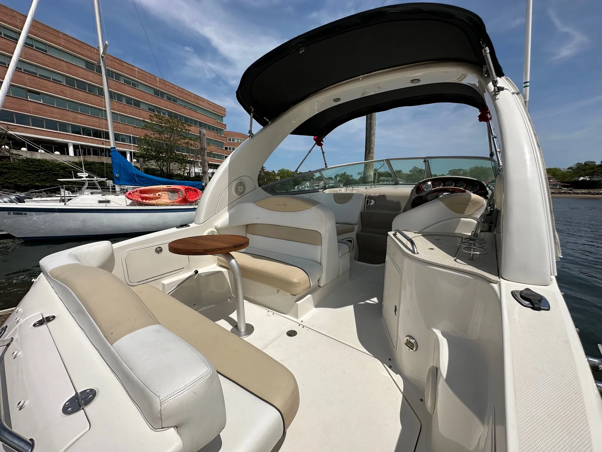 Sea Ray Boats IO1128020 in Stamford, CT — photo 3