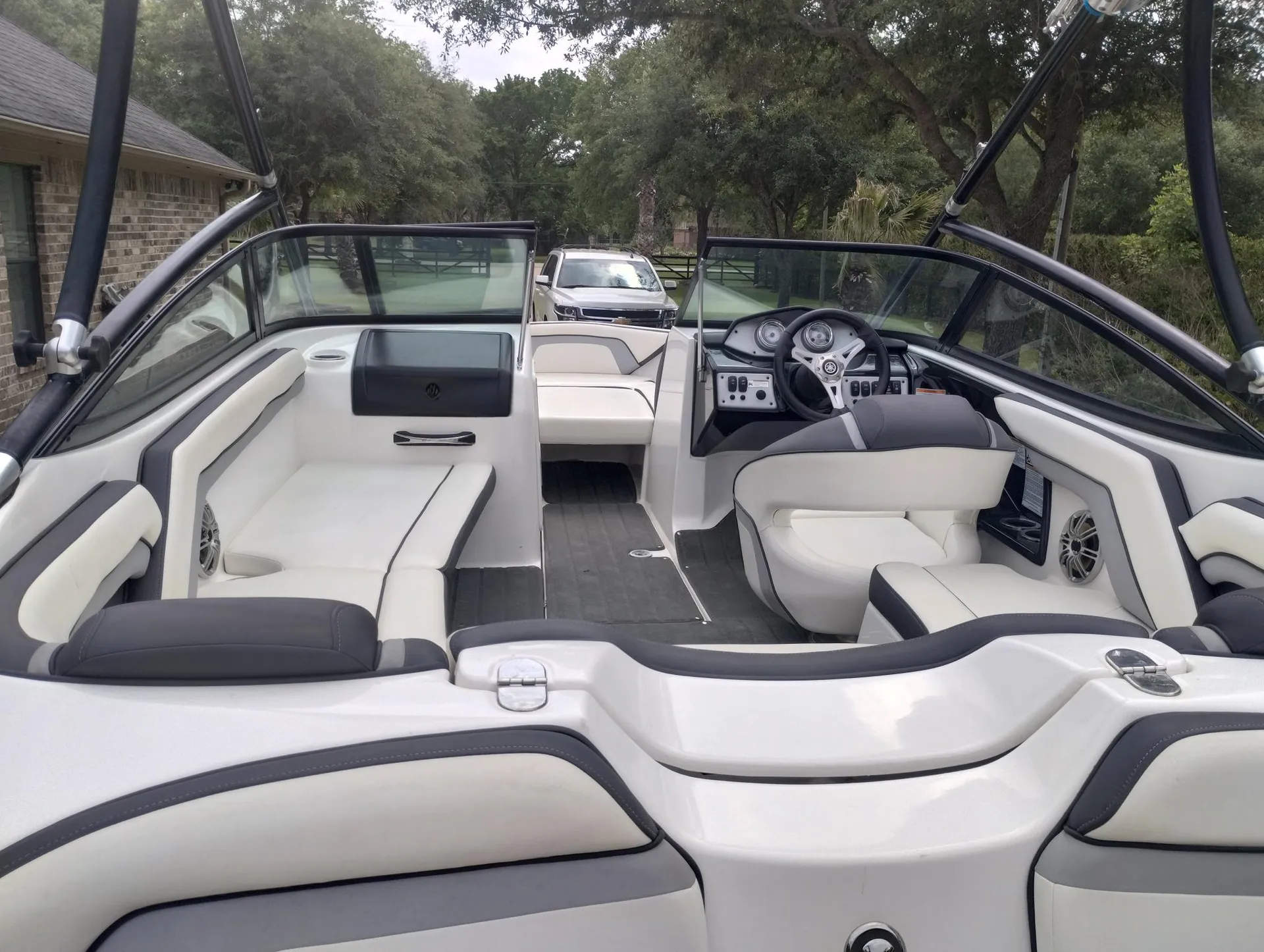 Yamaha AR192  in Conroe, TX — photo 4