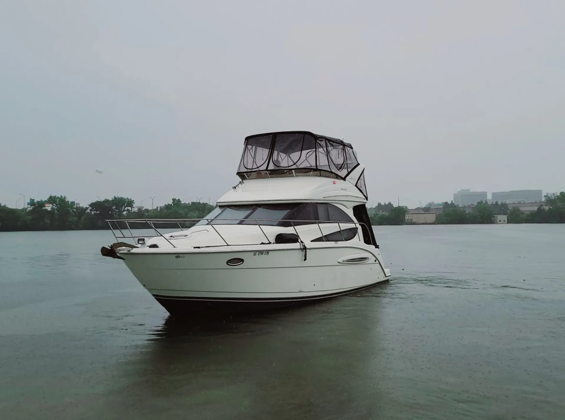 Cruise Washington DC waterways in luxury and style on Arabella!