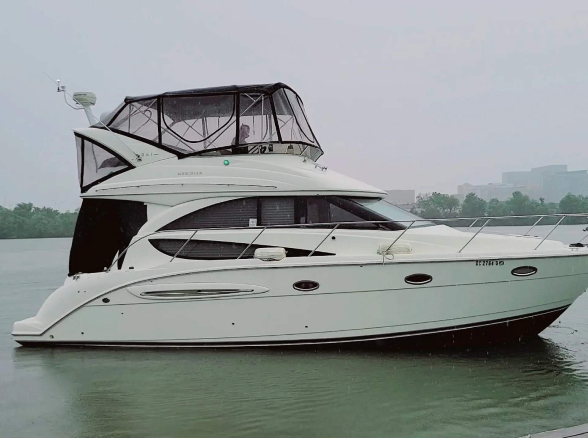 Cruise Washington DC waterways in luxury and style on Arabella!