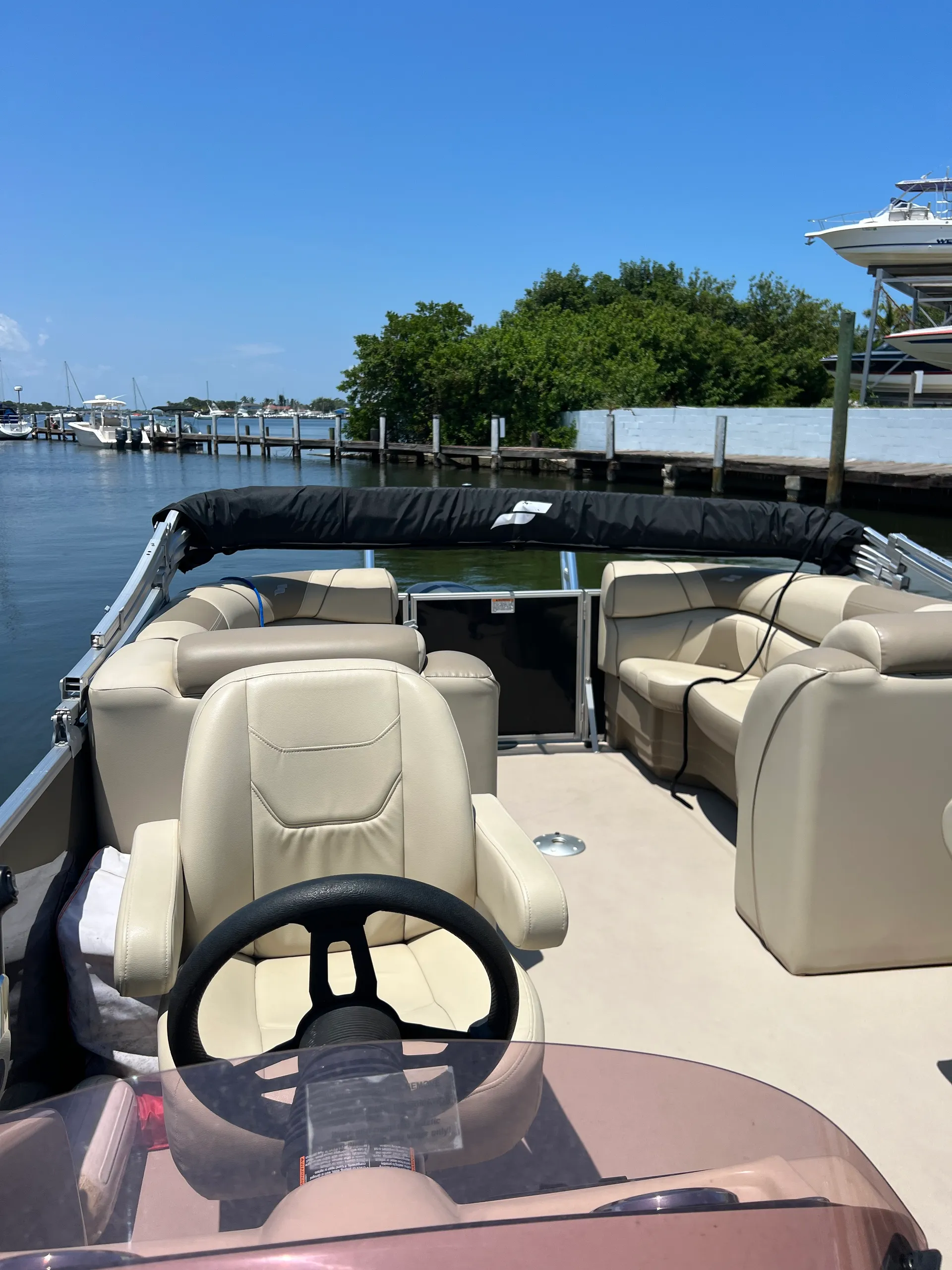 Brand new 23ft Starcraft Pontoon Boat