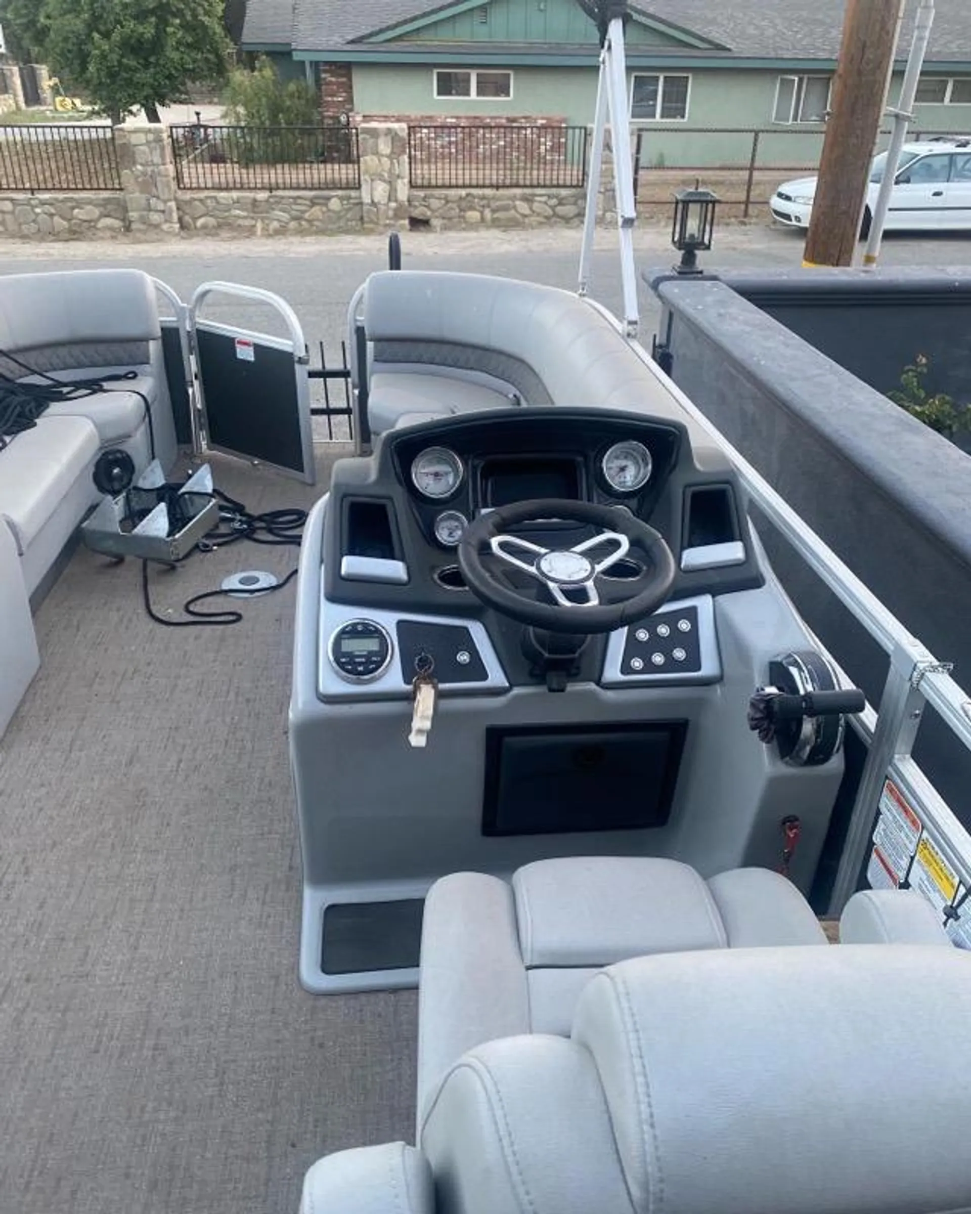 Ranger Boats (ar) Reata 200 C in Ventura, CA — photo 4