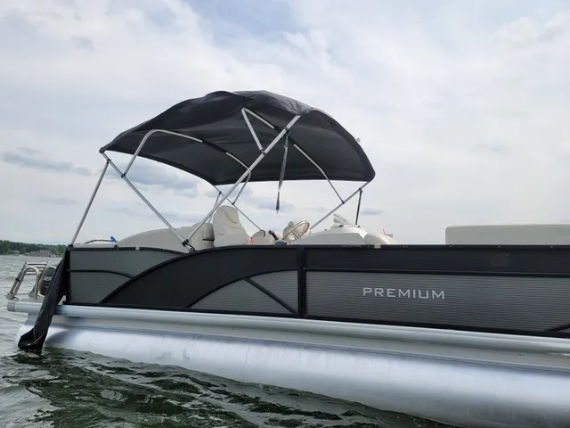 Rent a Godfrey Marine pontoon in Denver, NC near me