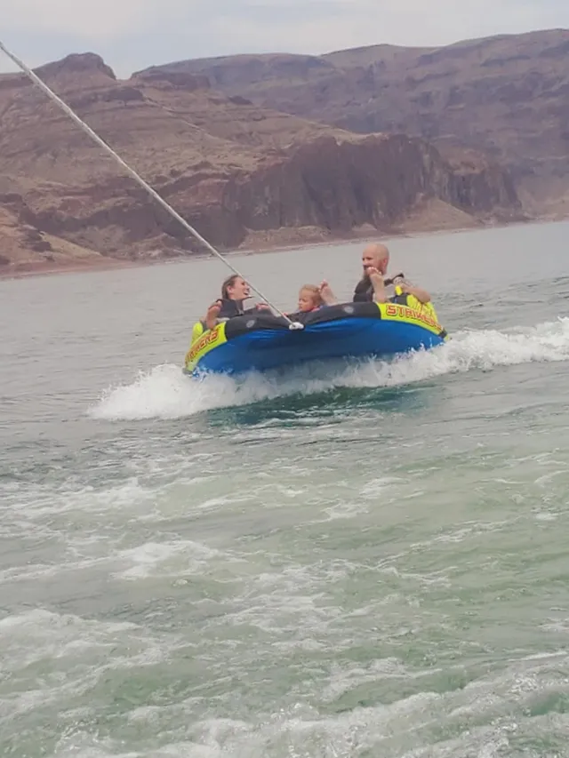 Rent a BAYLINER bow rider in Nampa, ID near me