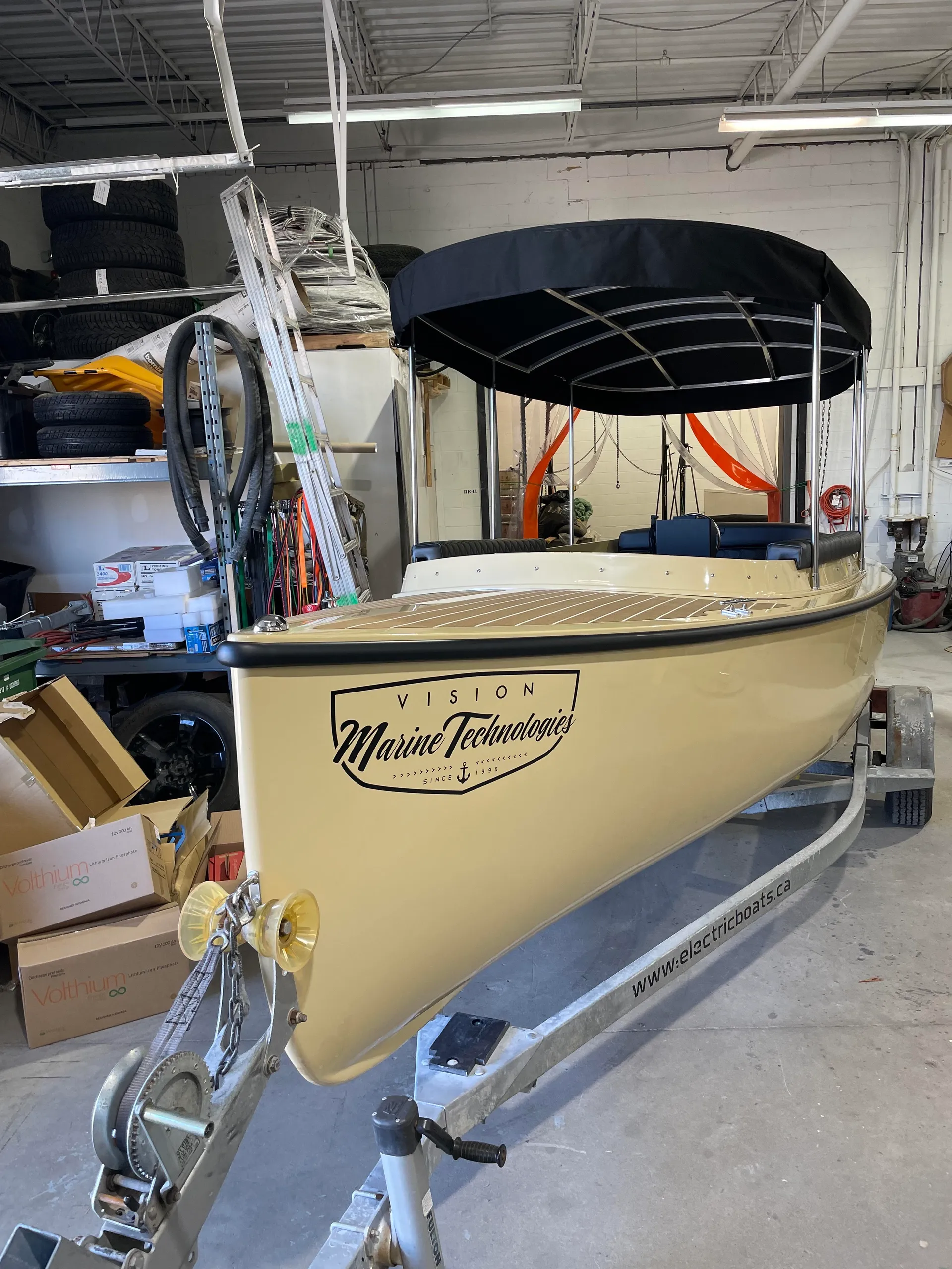 Easy to drive Boat on Lake Hopatcong - "Electric Avenue"