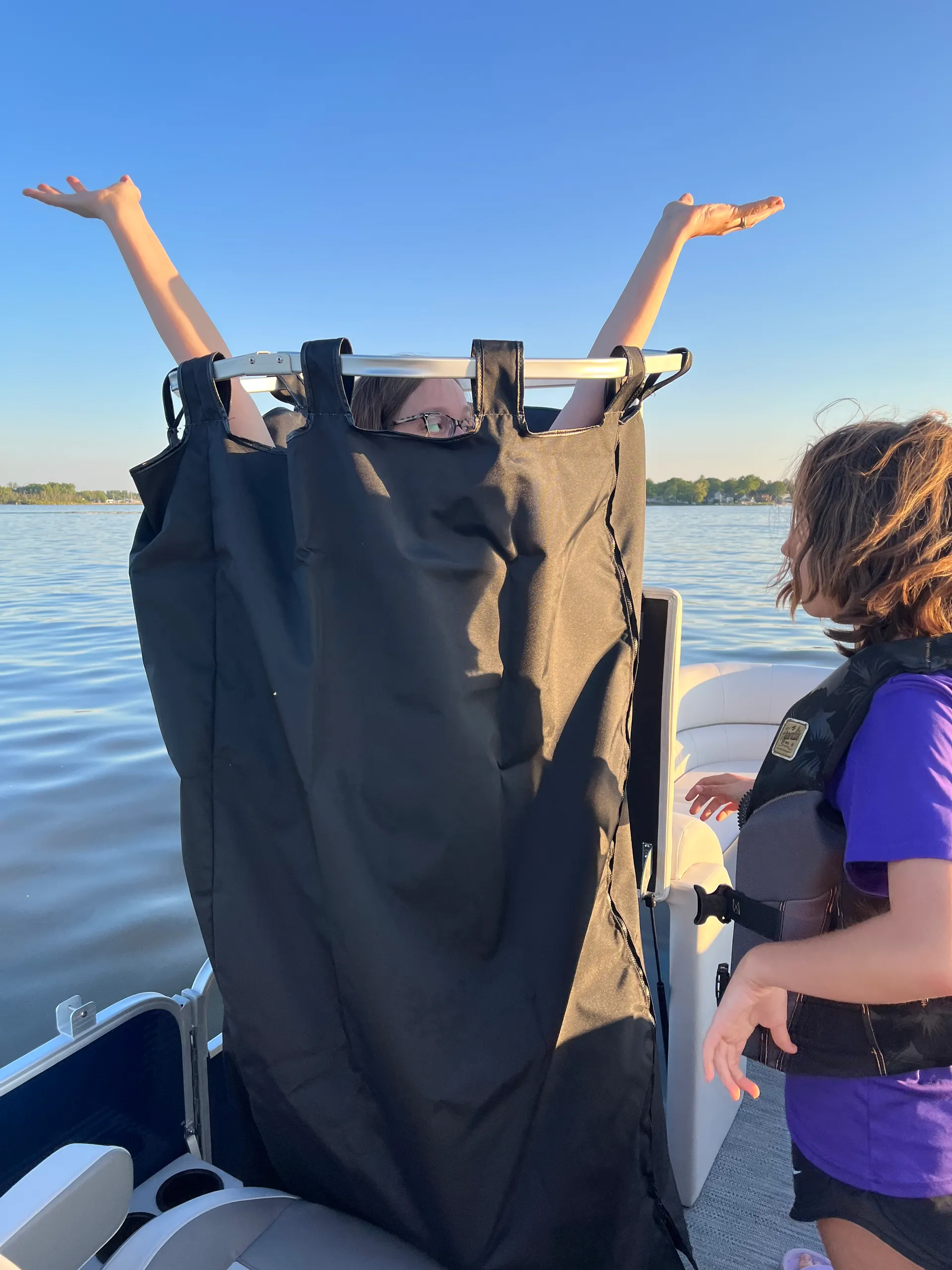 2023 Sweetwater Pontoon w/ 115 HP Yamaha. Multi-Day bookings available