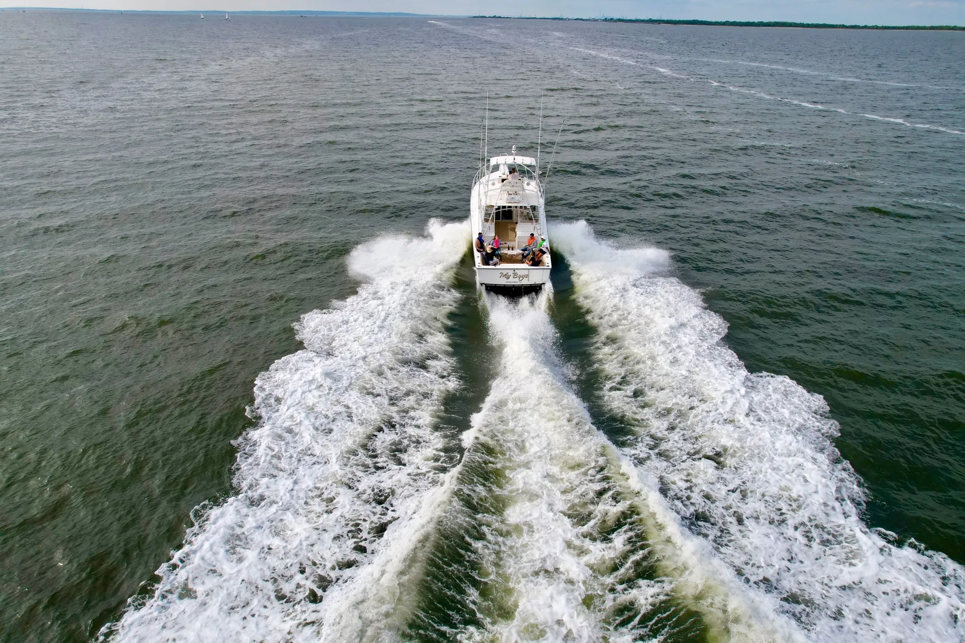 Henriques Yachts 35 Express in Highlands, NJ — photo 6