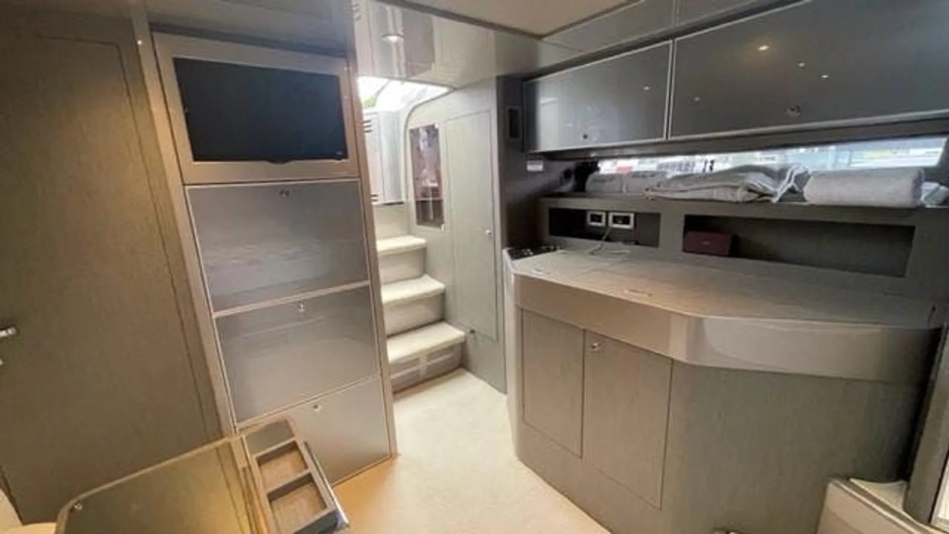 Riva Rivarama Super in East Hampton, NY — photo 10