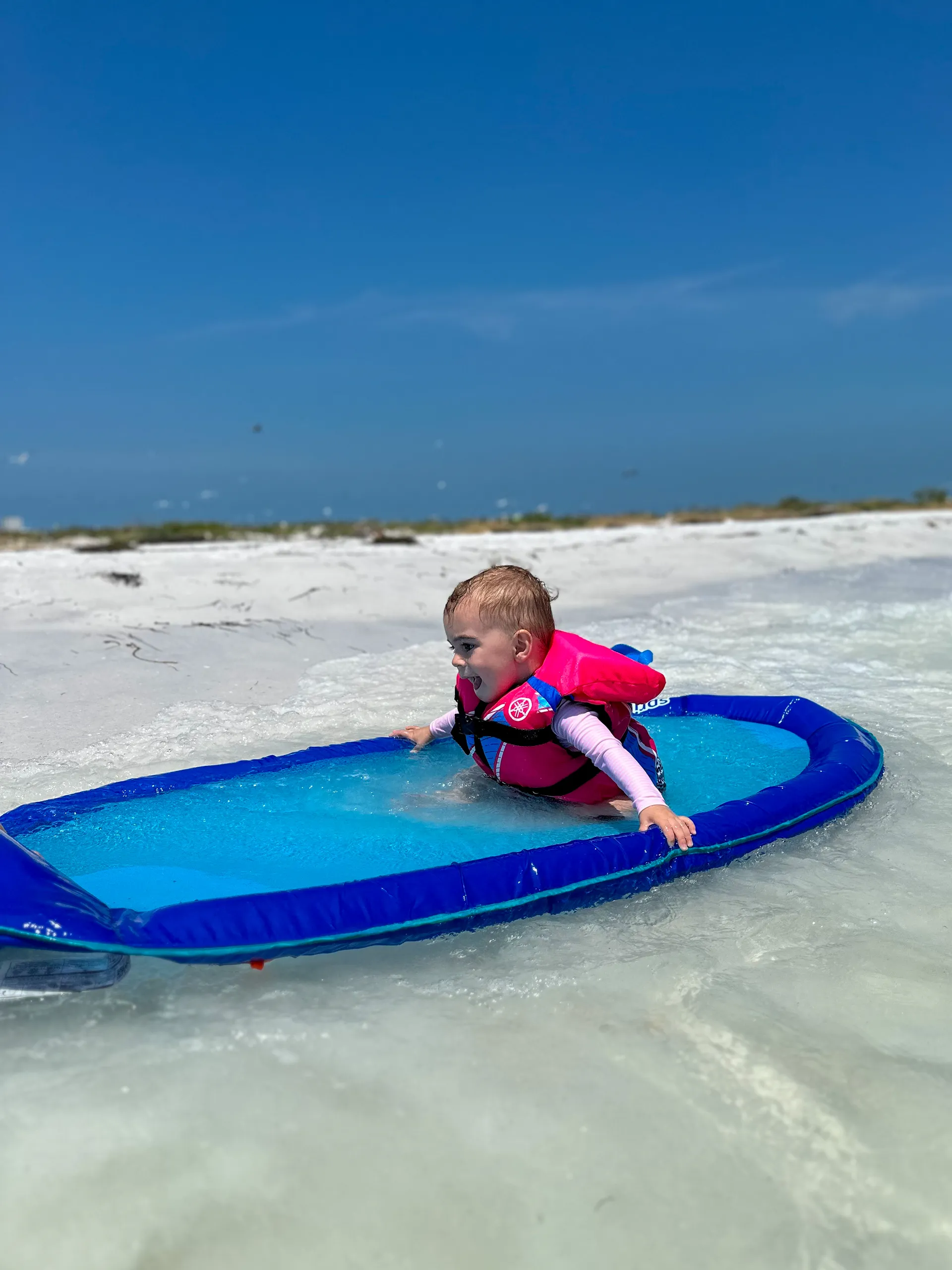 NEW Luxury Boat, Fuel Included - BT sound system with licensed Captain