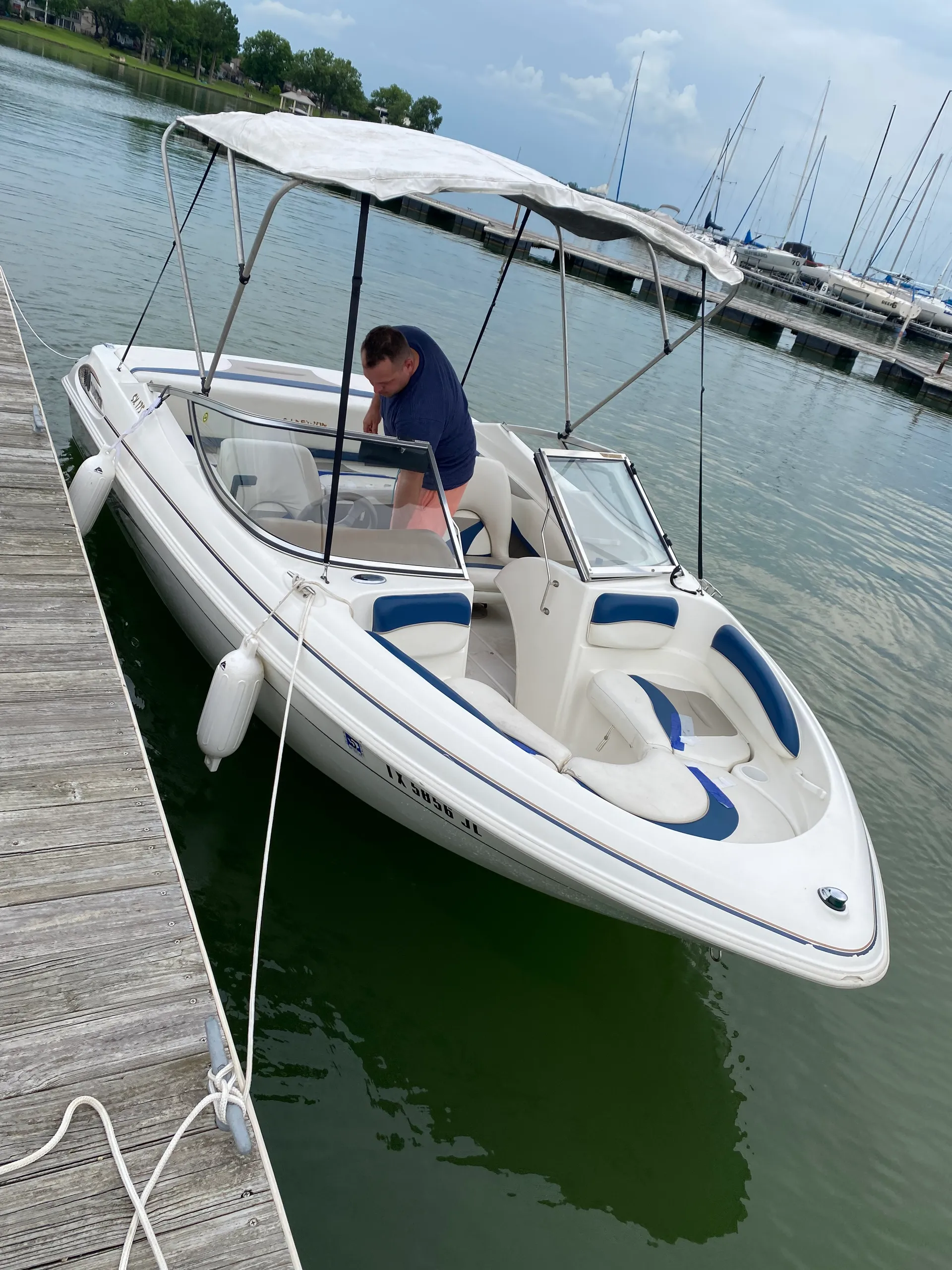 Glastron Boats SX175 Ski/Fish Volvo in Garland, TX — photo 2