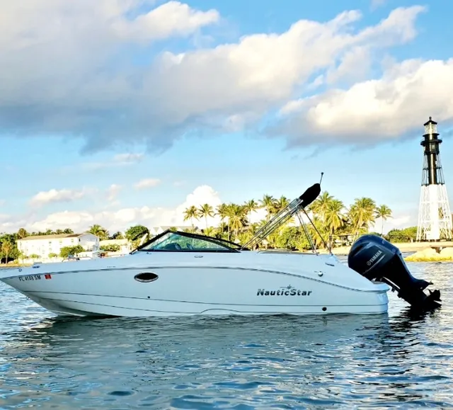 Rent a NAUTICSTAR BOATS bow rider in Pompano Beach, FL near me