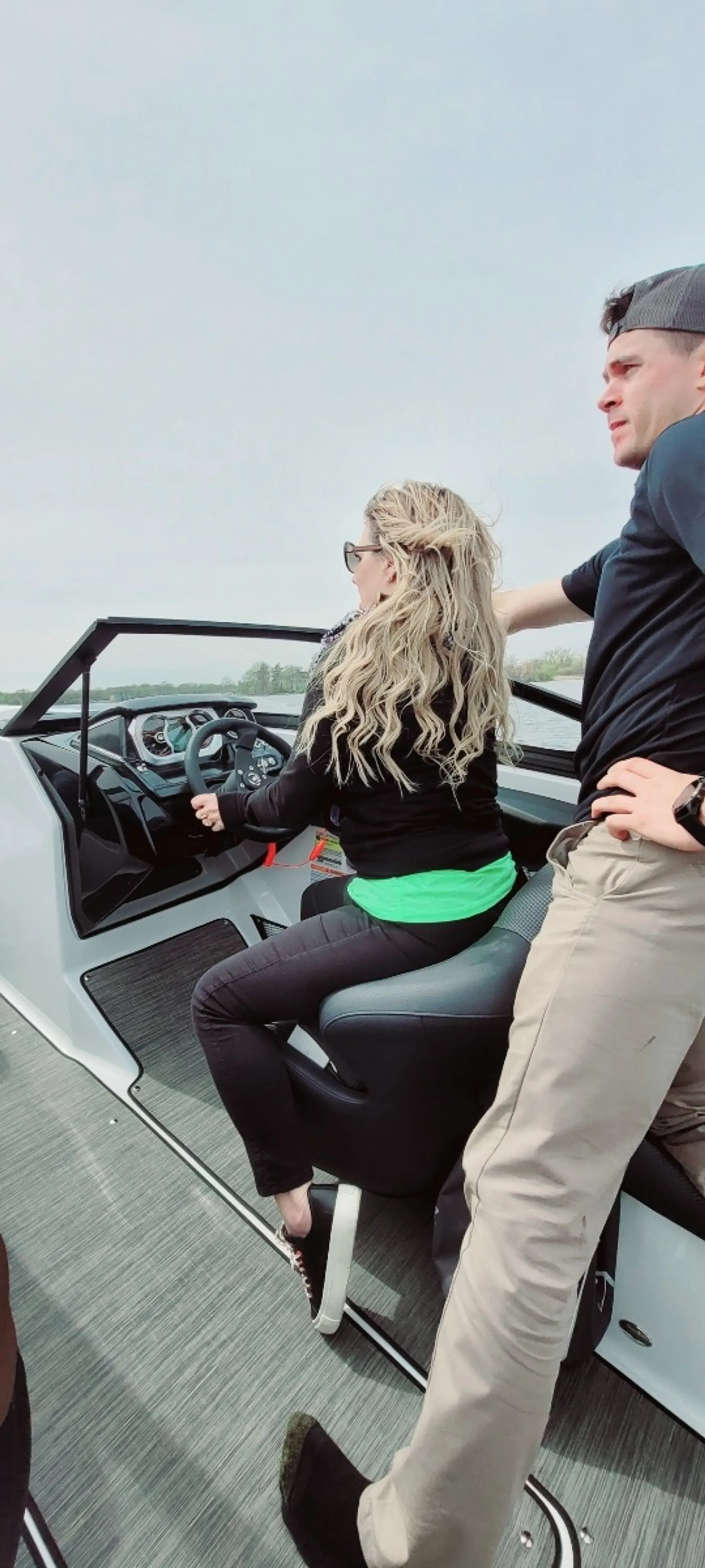 2023 scarab 215 ID Atomic Yellow 