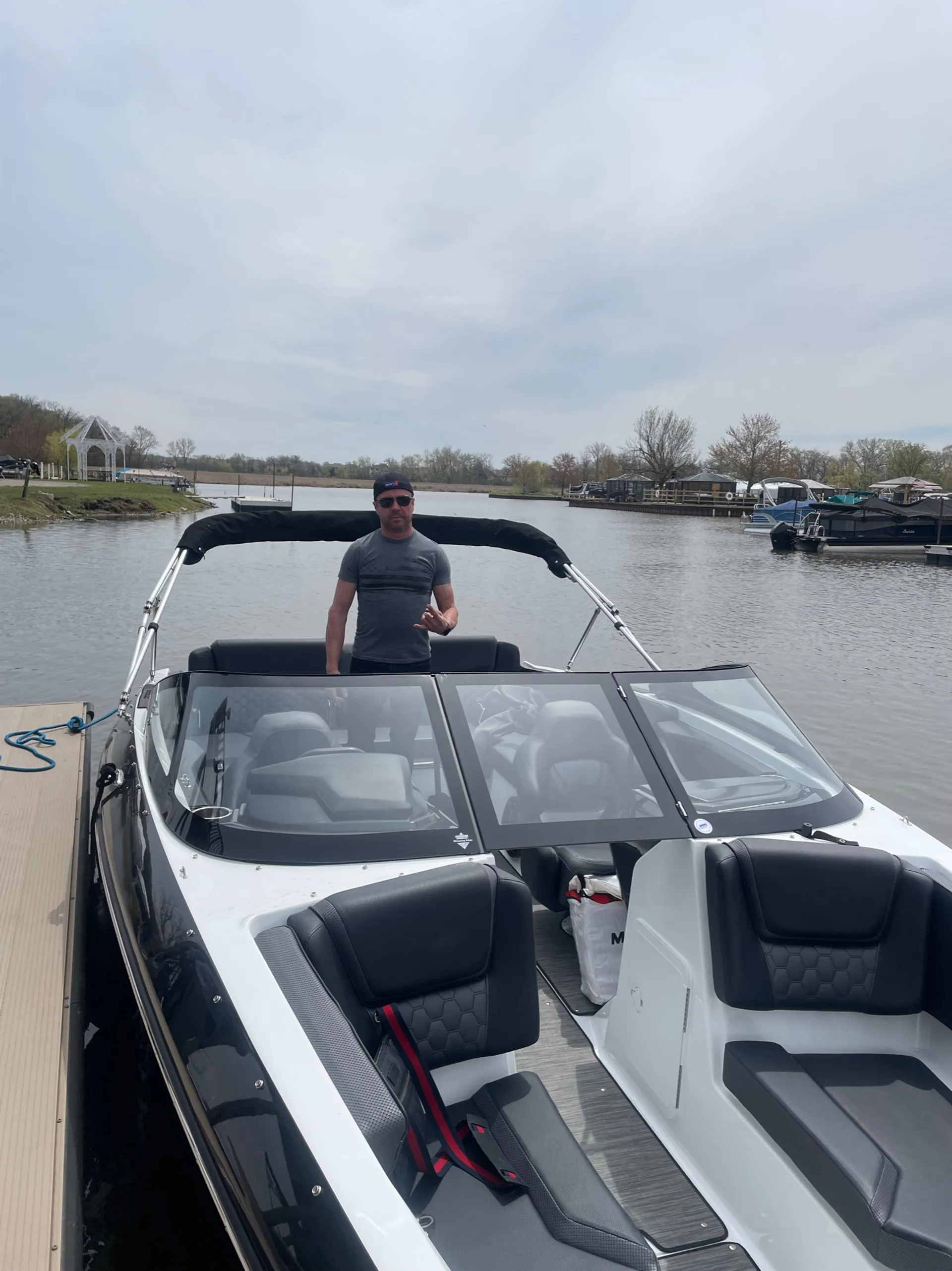 2023 scarab 215 ID Atomic Yellow 