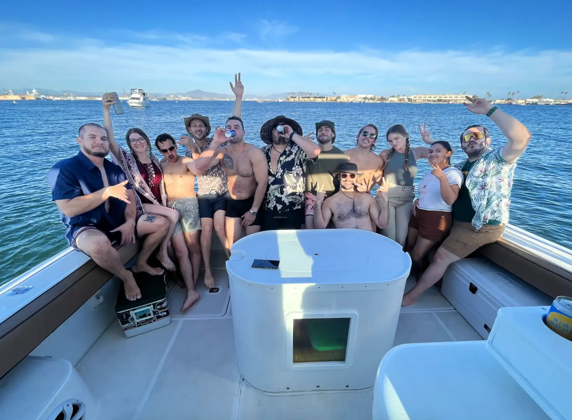Chillest Party Yacht 🎵🍹🍸🥂🍾🛥️👙🏝️in SD Bay Up To 12ppl $300/hr