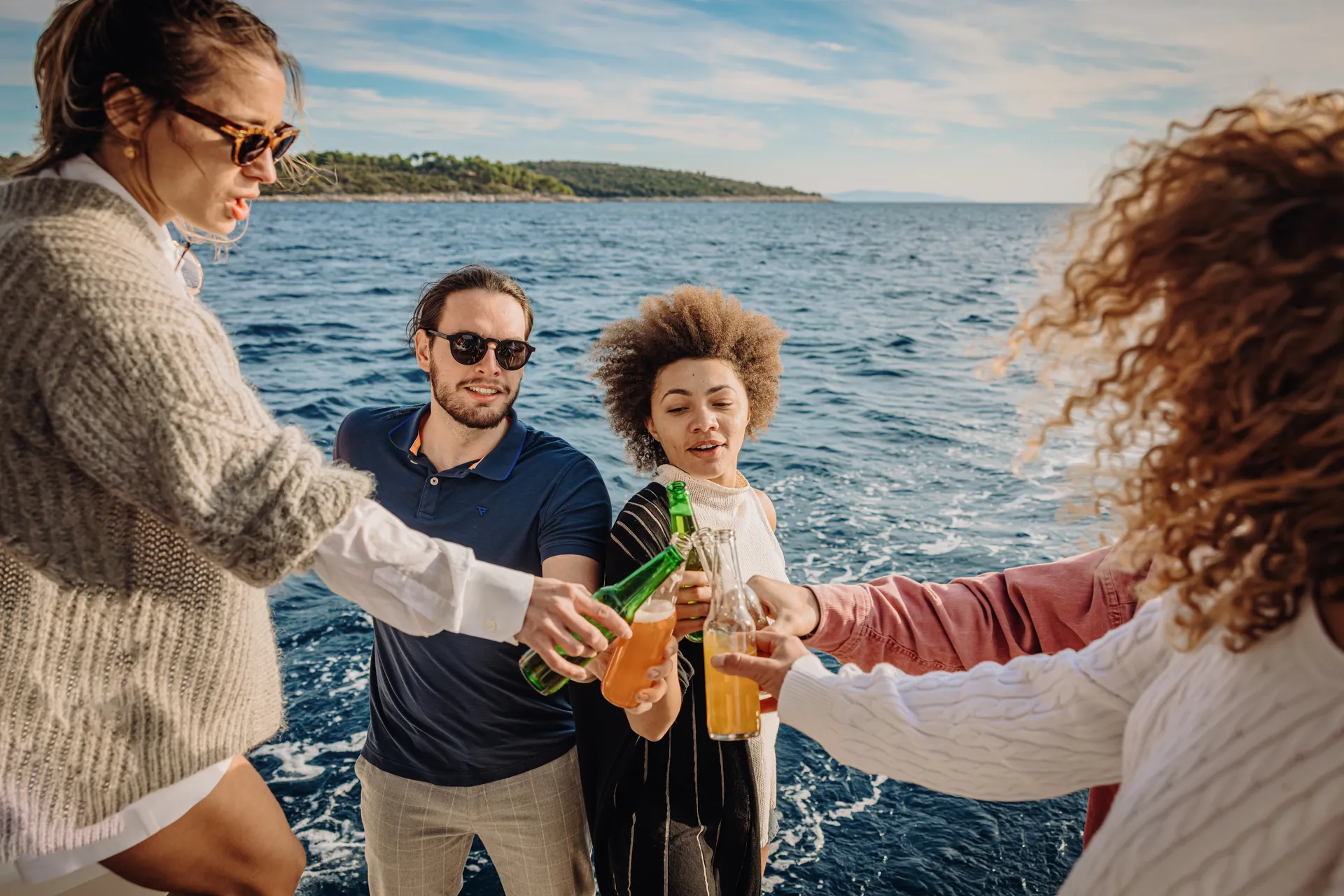 Luxury Sports Cruiser - Your Day, Your Way!