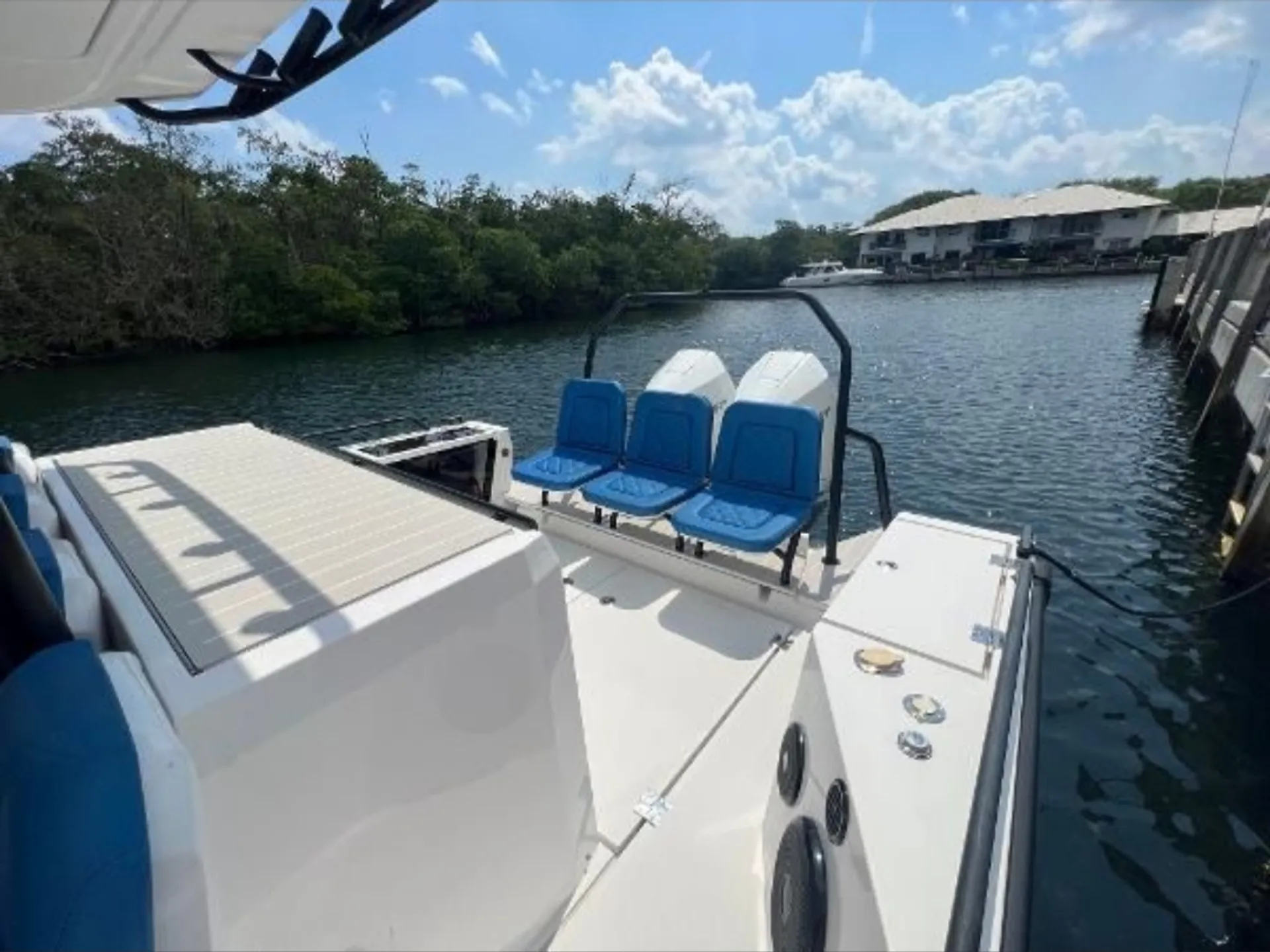 Luxury Axopar 37 Sun Top up to 13 guests! Restroom on board!