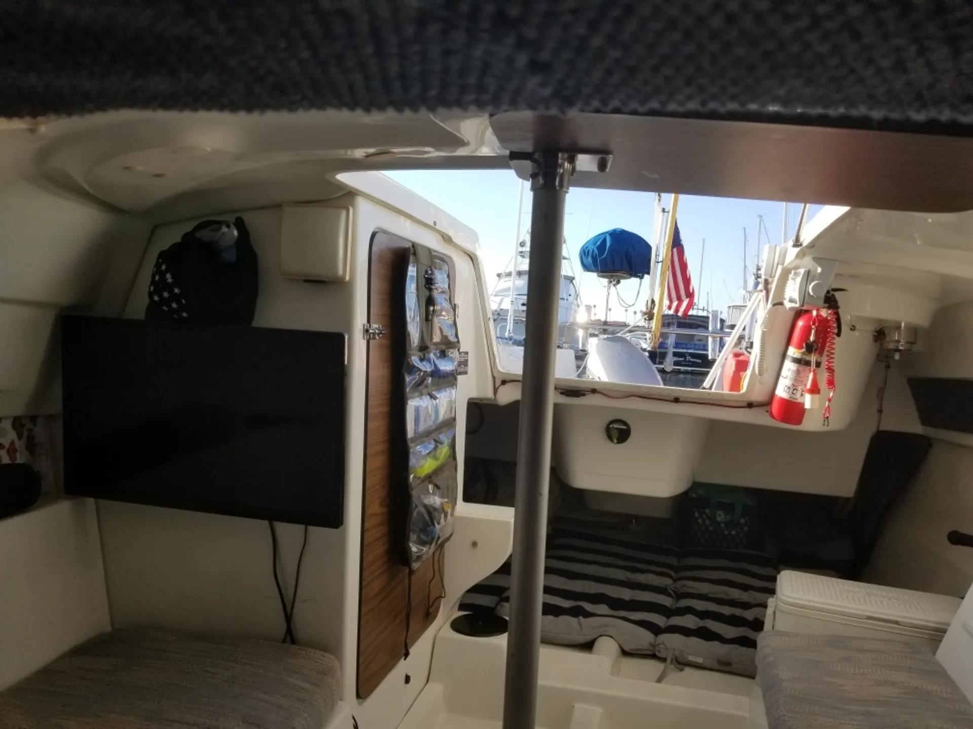 Macgregor Yachts M19 in Redondo Beach, CA — photo 5