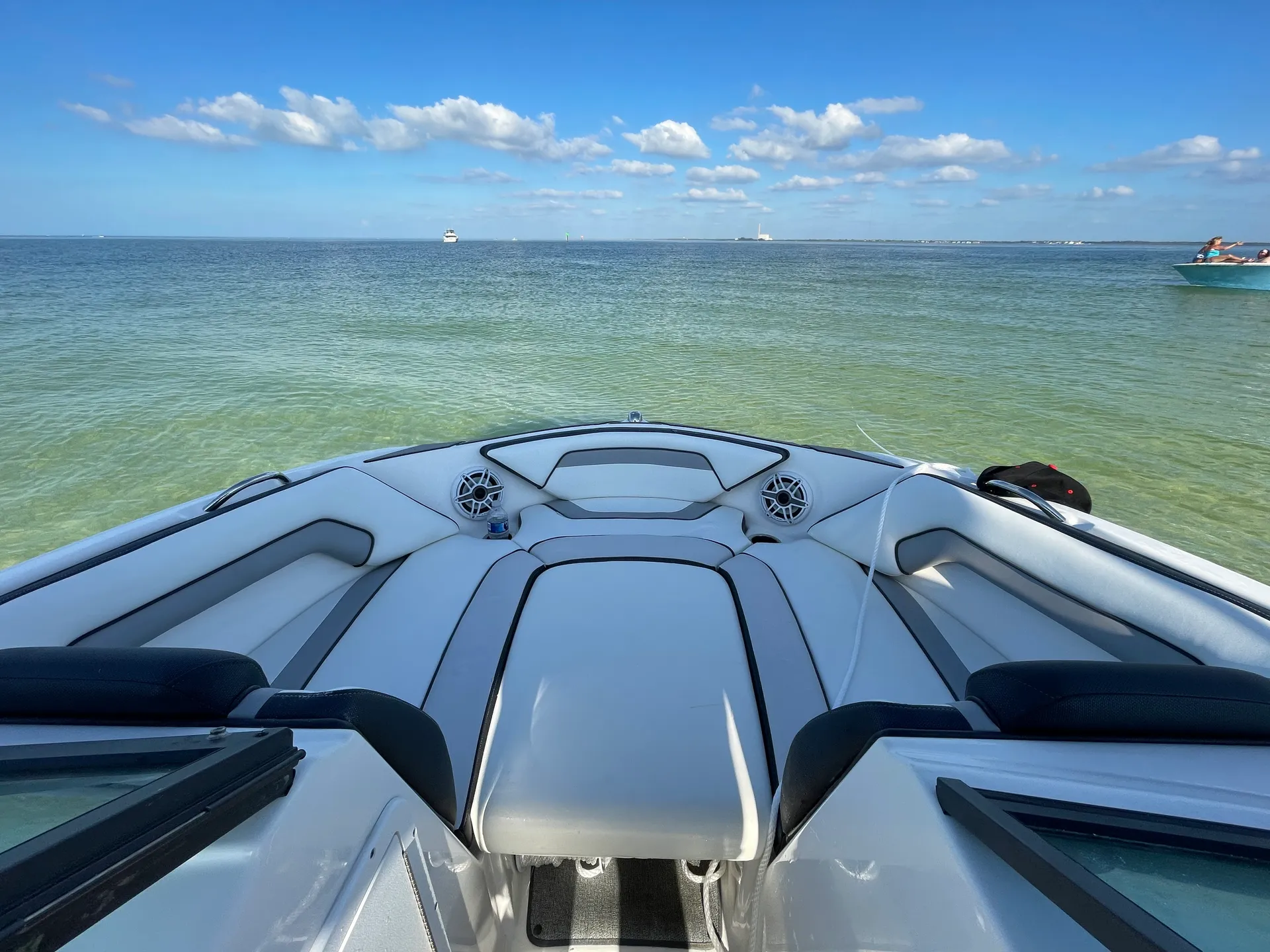 Sporty, clean and comfortable like new Yamaha Jet Boat with JL audio