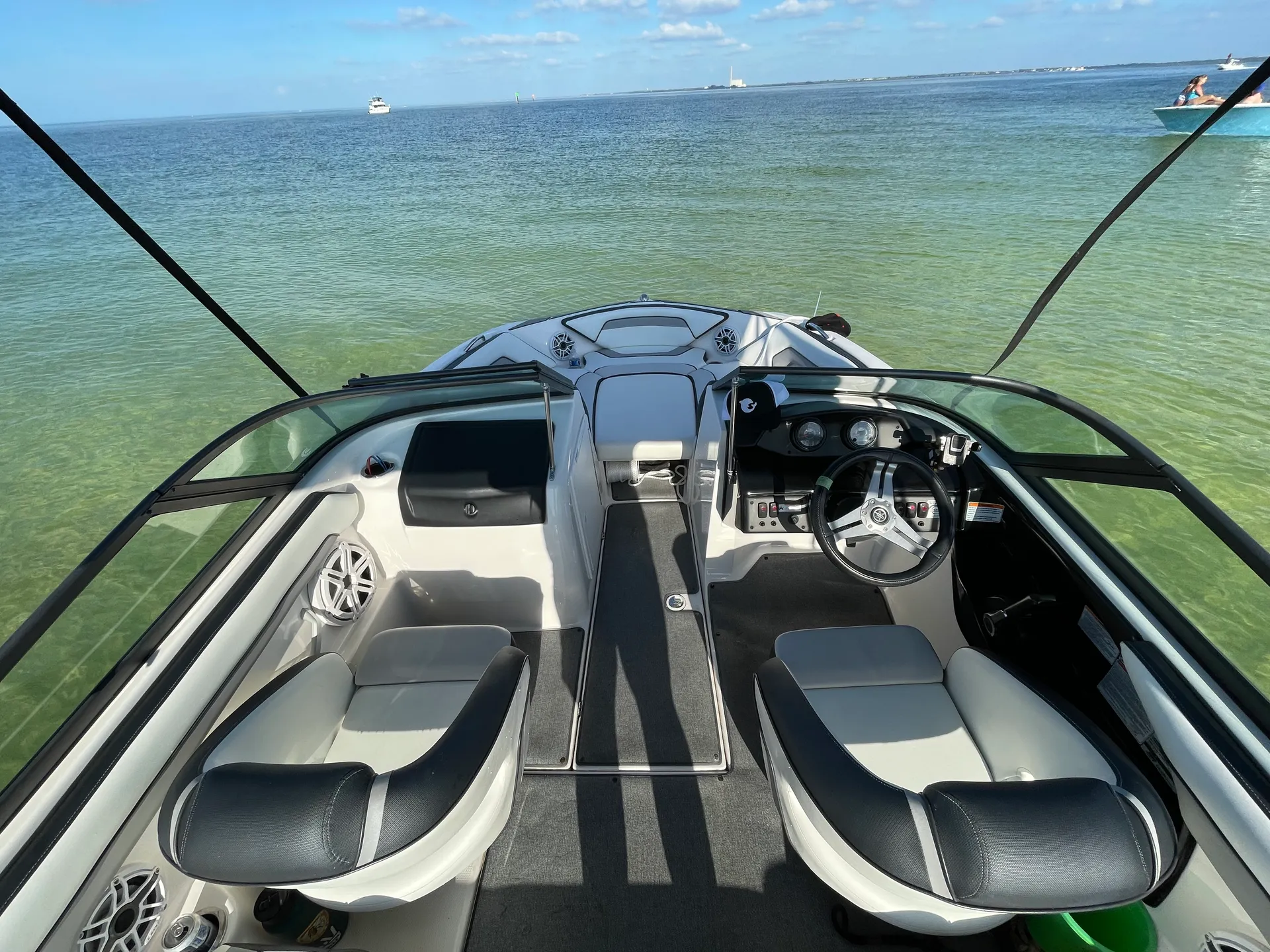 Sporty, clean and comfortable like new Yamaha Jet Boat with JL audio
