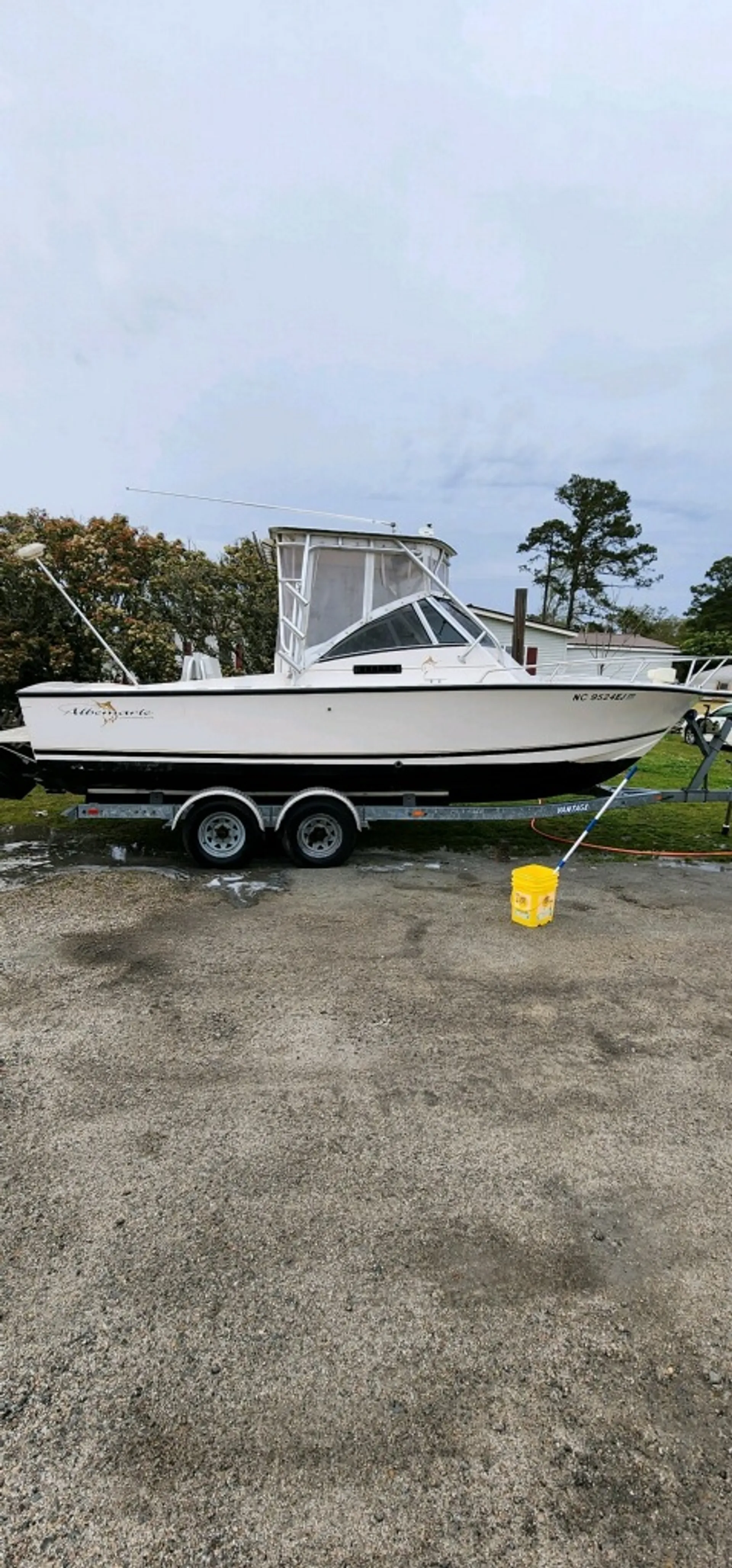 Albemarle Boats 247 Cuddy Express in Chatham County, GA — photo 3