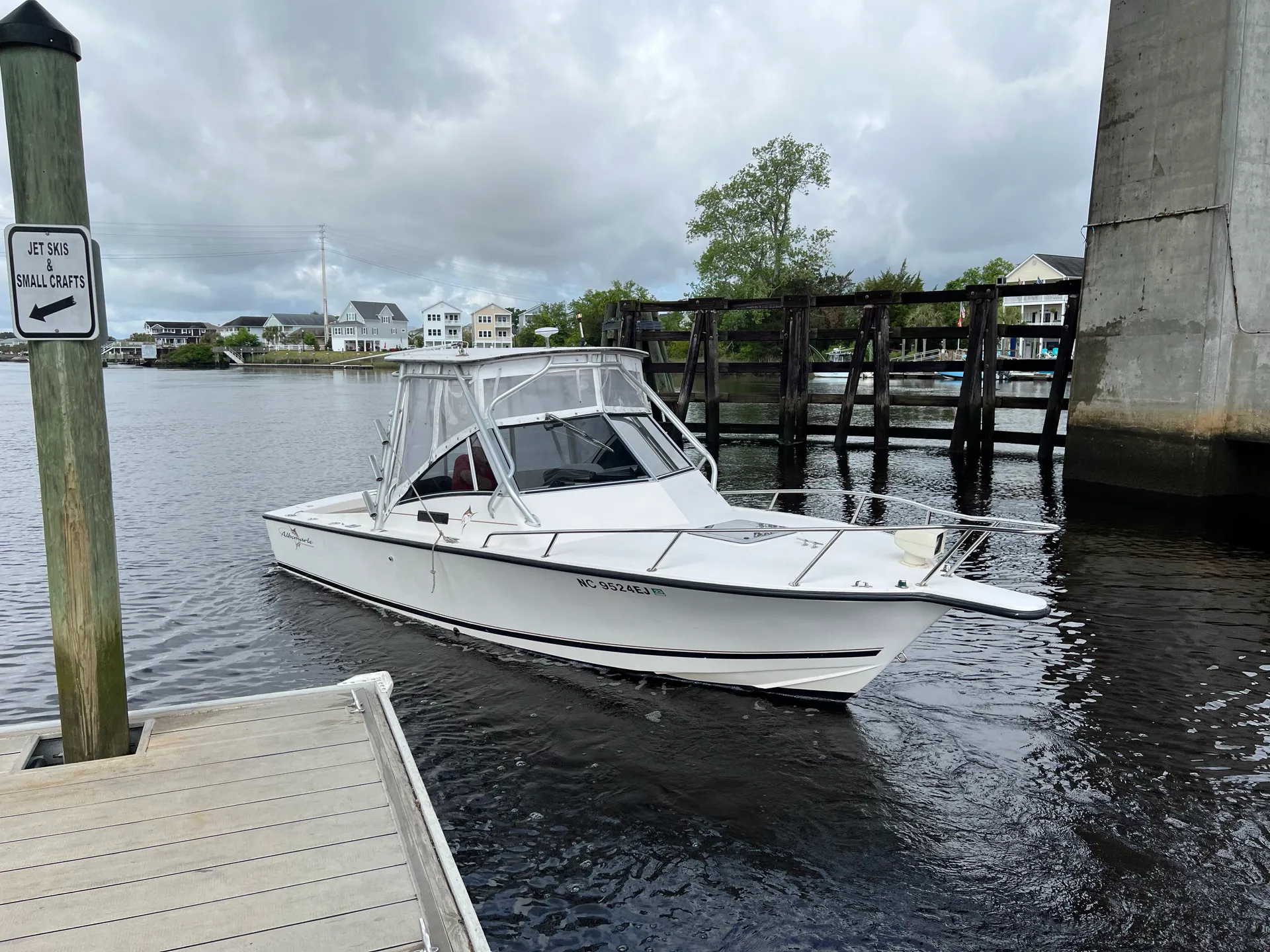 Albemarle Boats 247 Cuddy Express in Chatham County, GA — photo 5