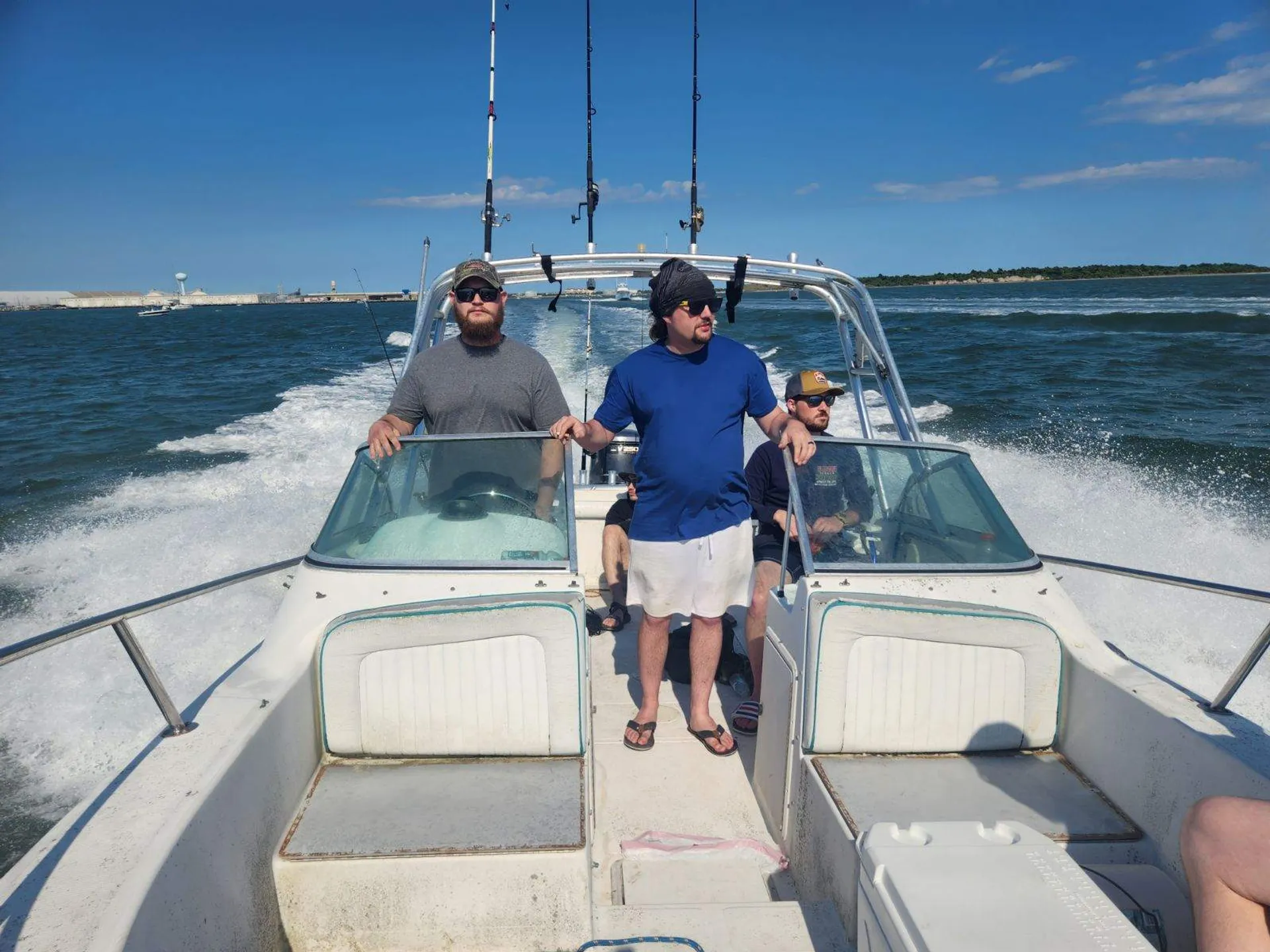 Edgewater  Marlin 240 DC in Newport, NC — photo 2