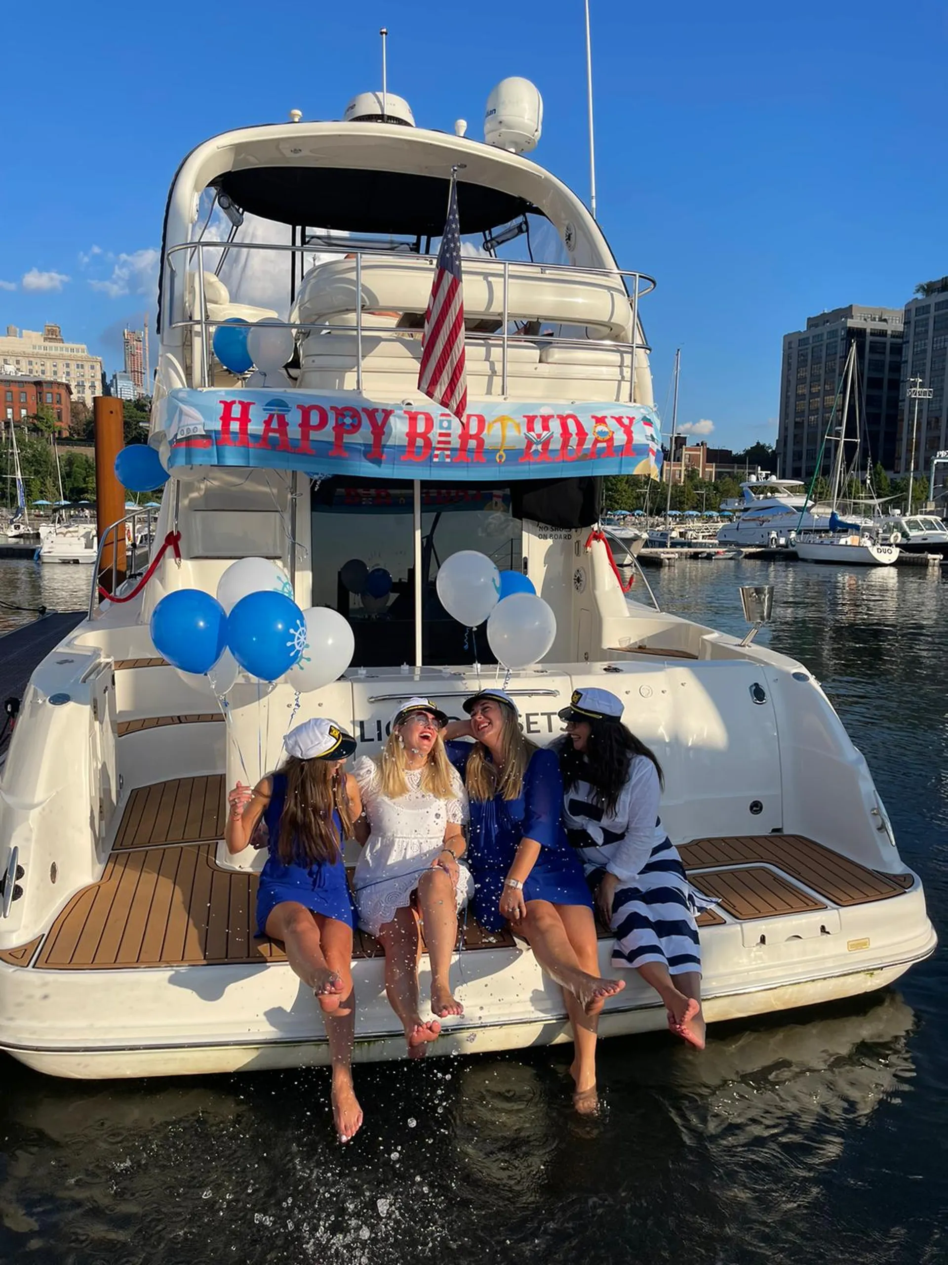 46 foot fully loaded Sea Ray Luxury Yacht. Minutes