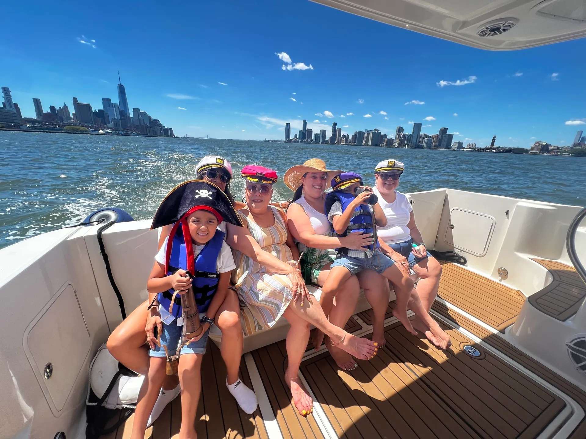 46 foot fully loaded Sea Ray Luxury Yacht. Minutes