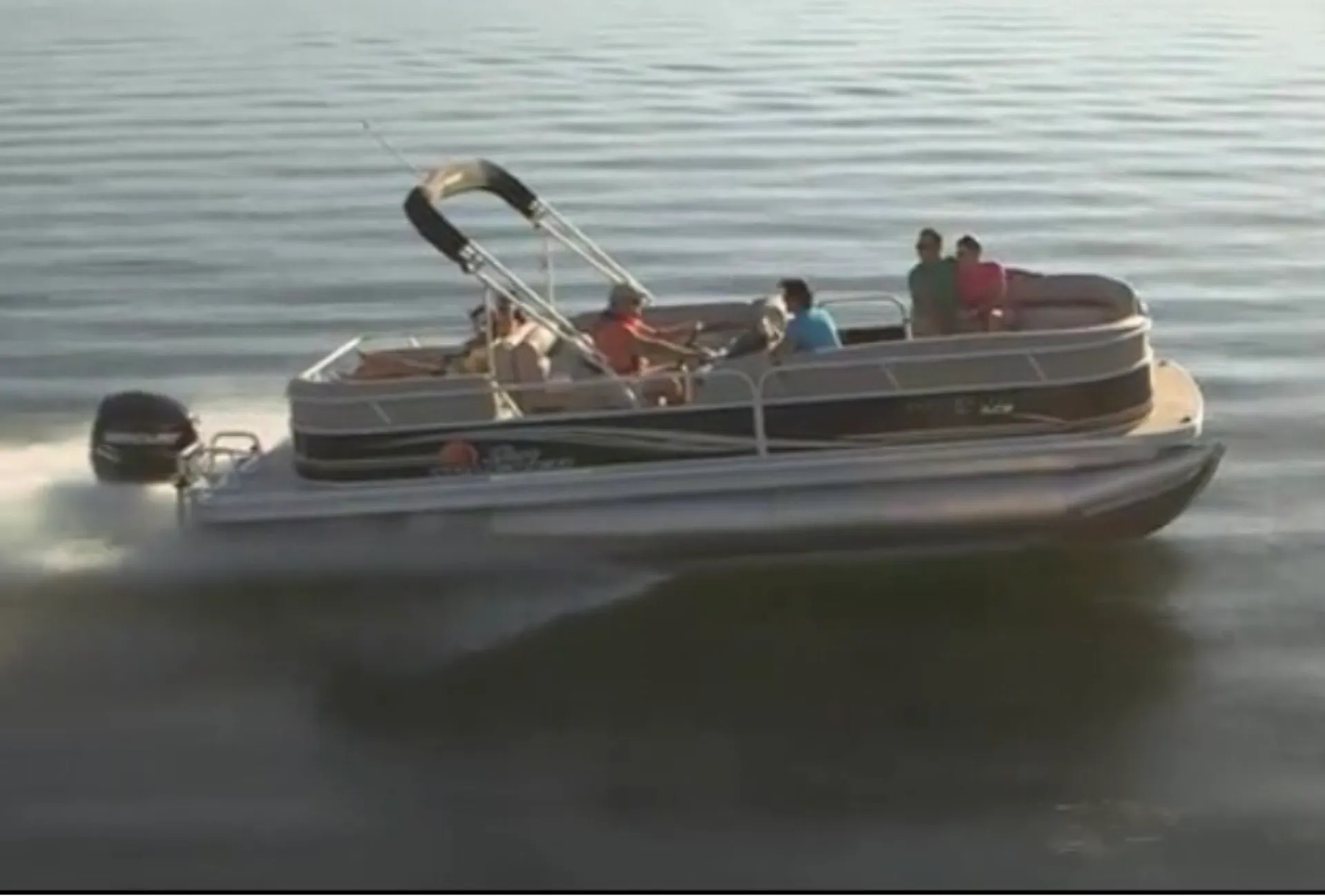 Sun Tracker by Tracker Marine Bass Buggy 18 DLX Signature w/60ELPT 4-S in Palm Coast, FL — photo 5