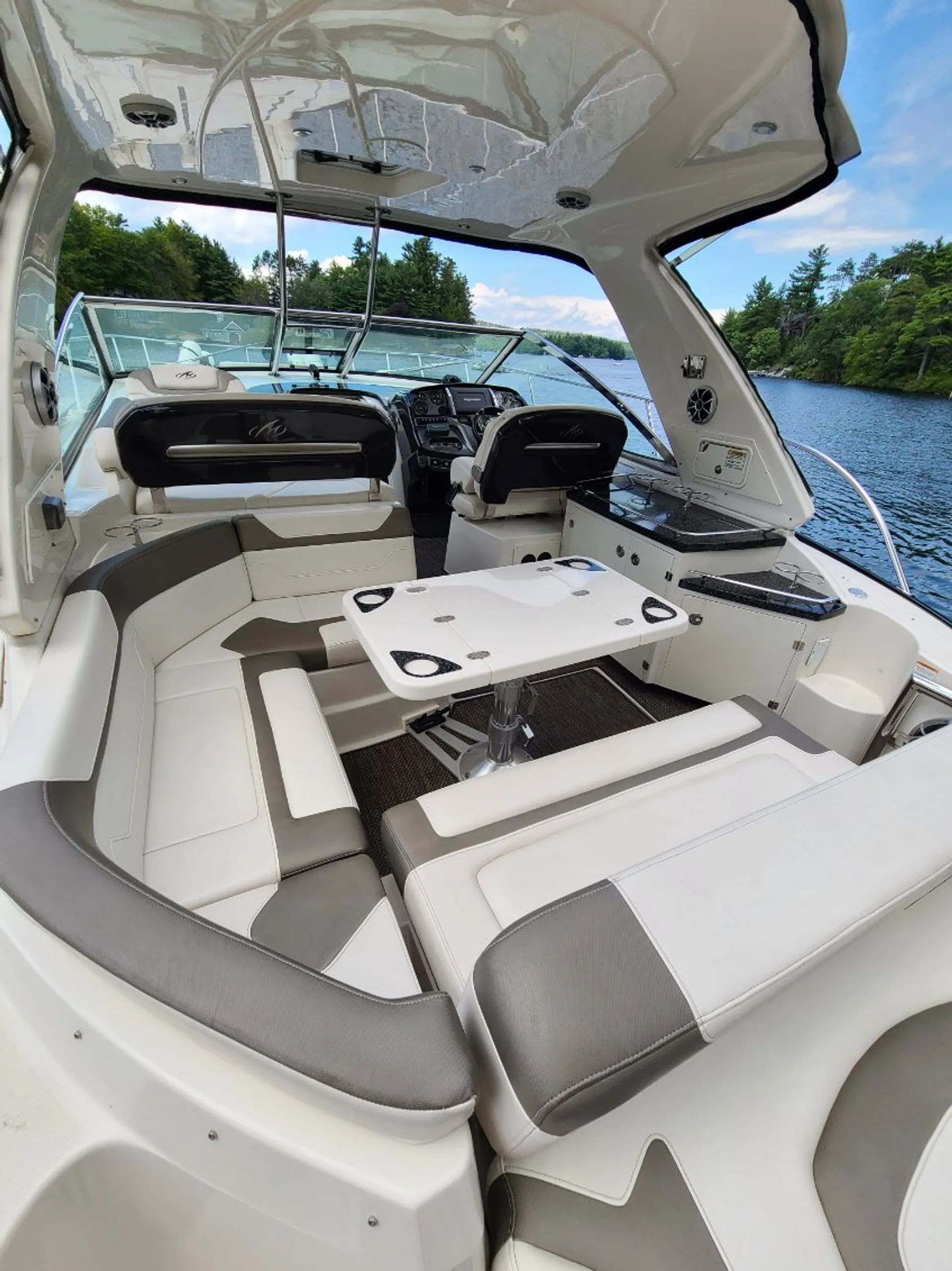 41' Luxury yacht on Winnipesaukee 