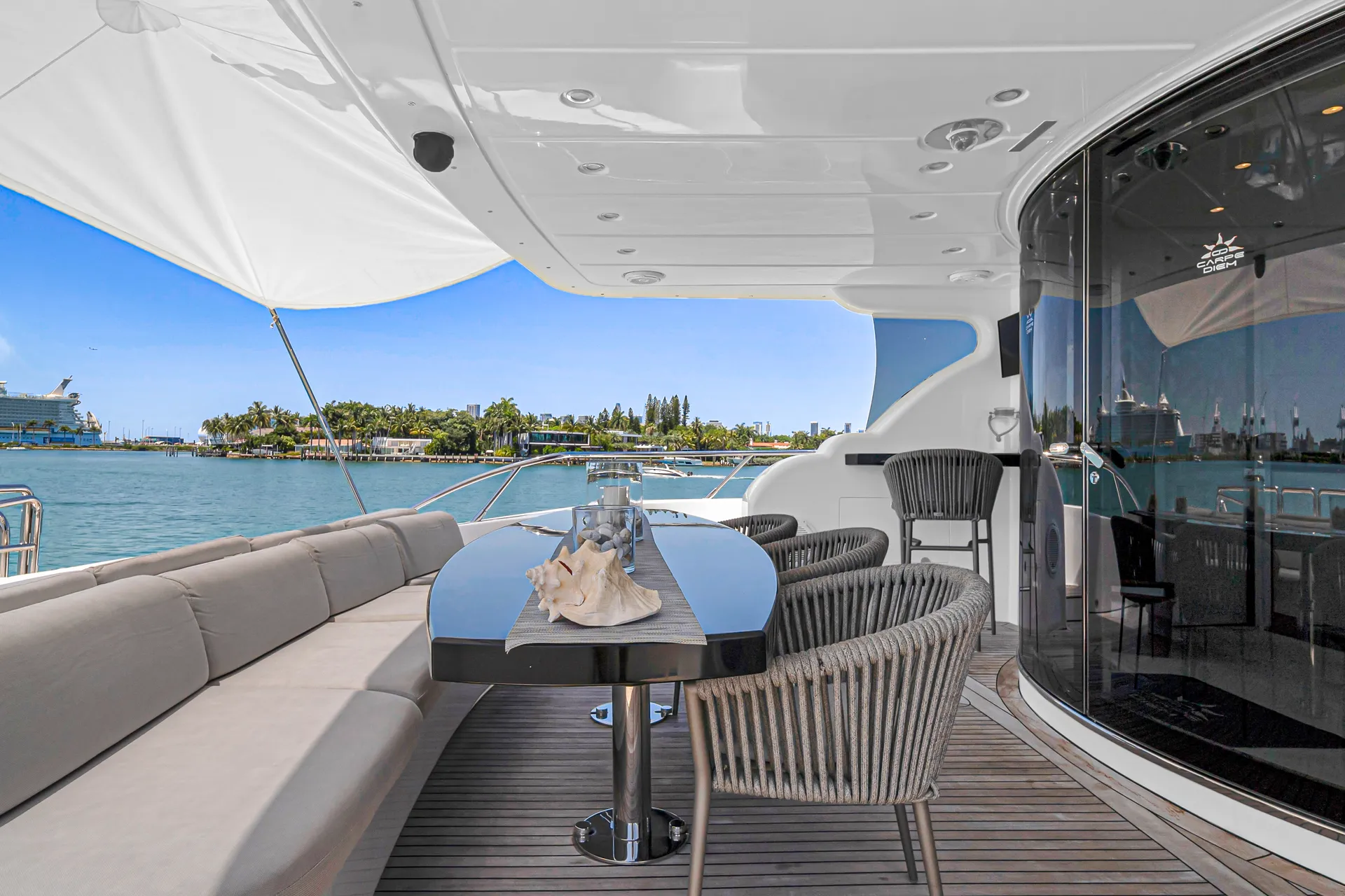 105' Leopard includes tip and water toys