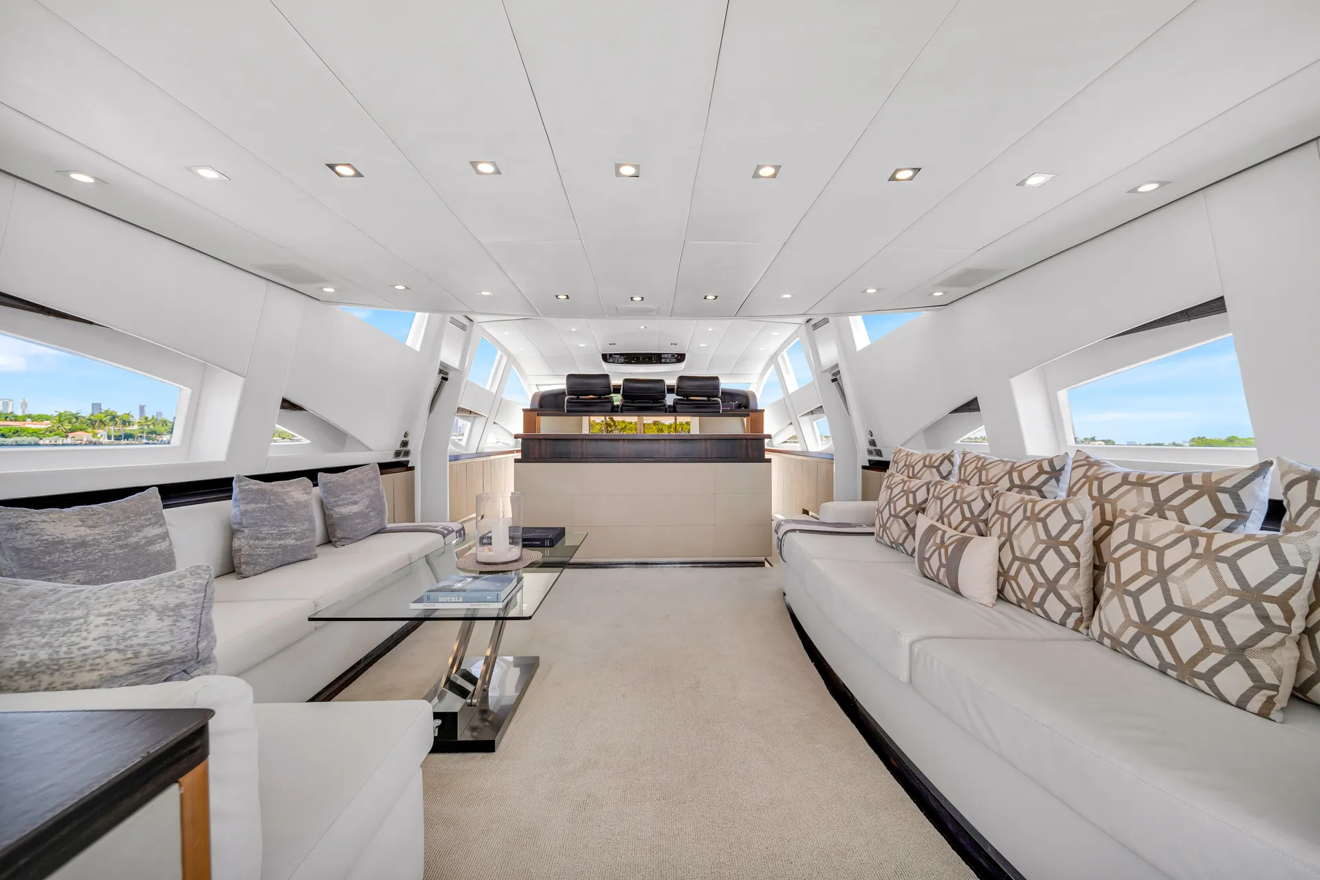 105' Leopard includes tip and water toys