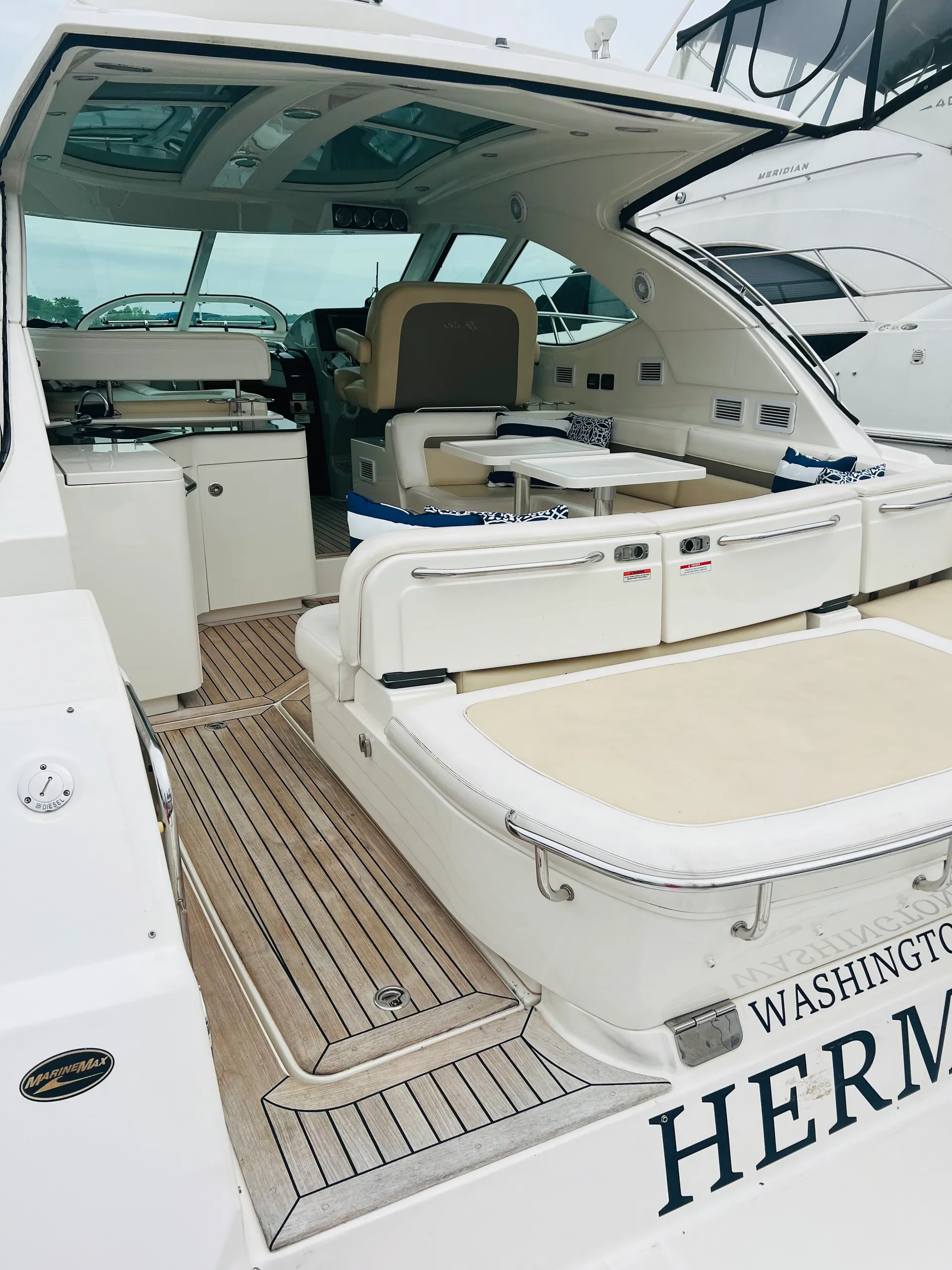 50'  Sea Ray Luxury sport Yacht