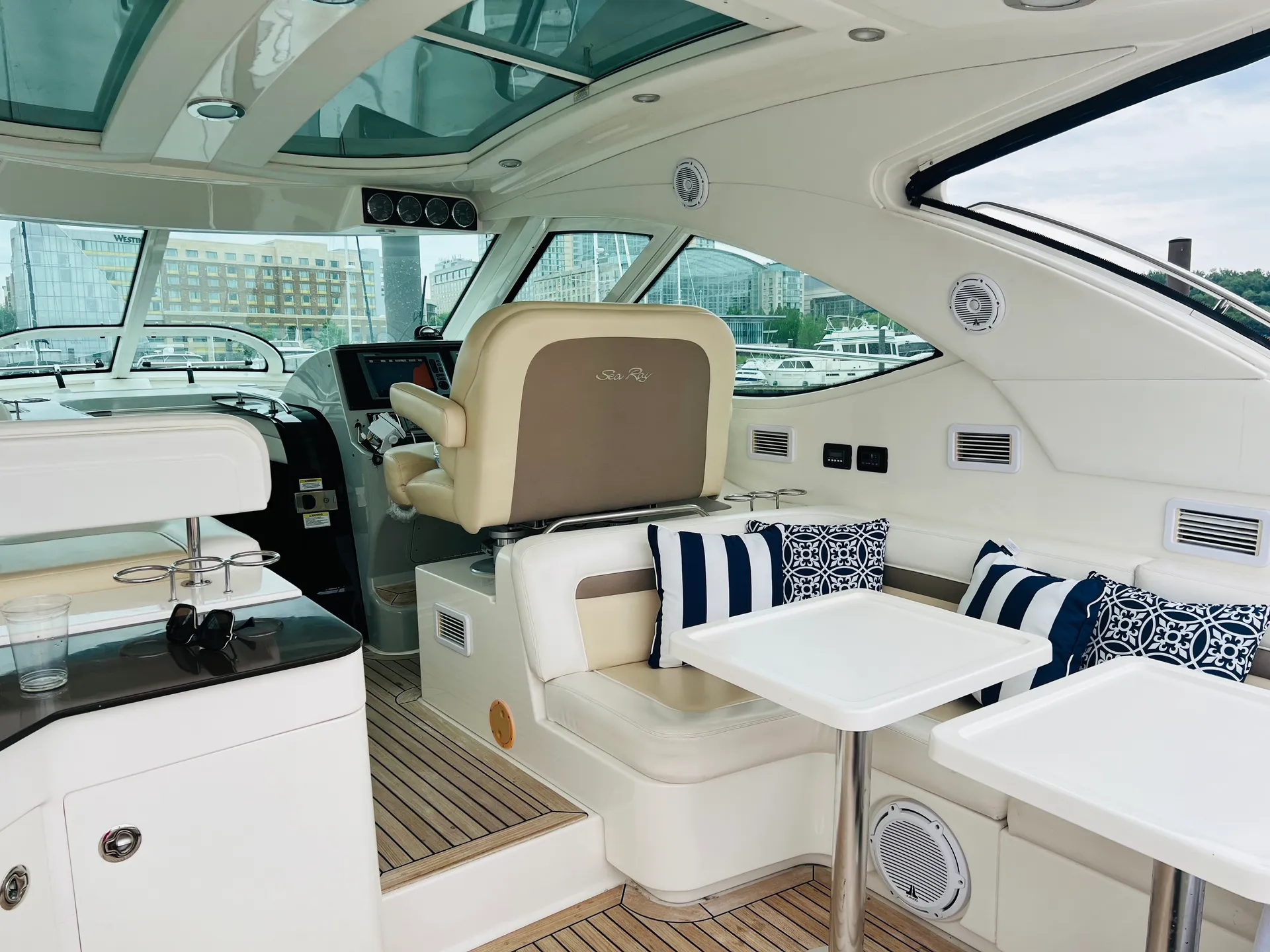 50'  Sea Ray Luxury sport Yacht