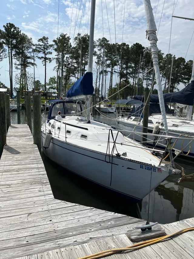 Rent a Cal sloop in Oriental, NC near me