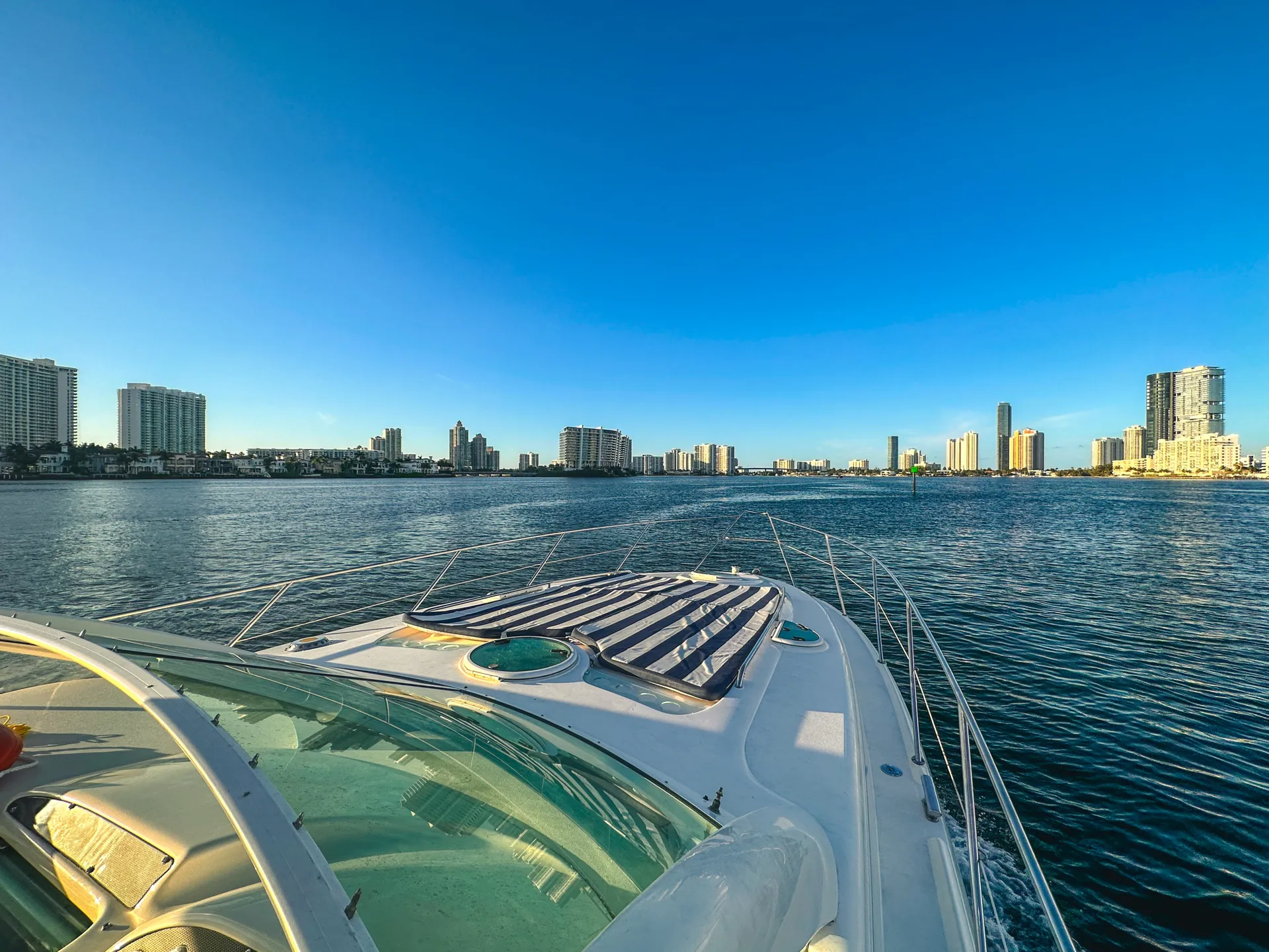 💎50’ European Yacht - Explore Fort Lauderdale